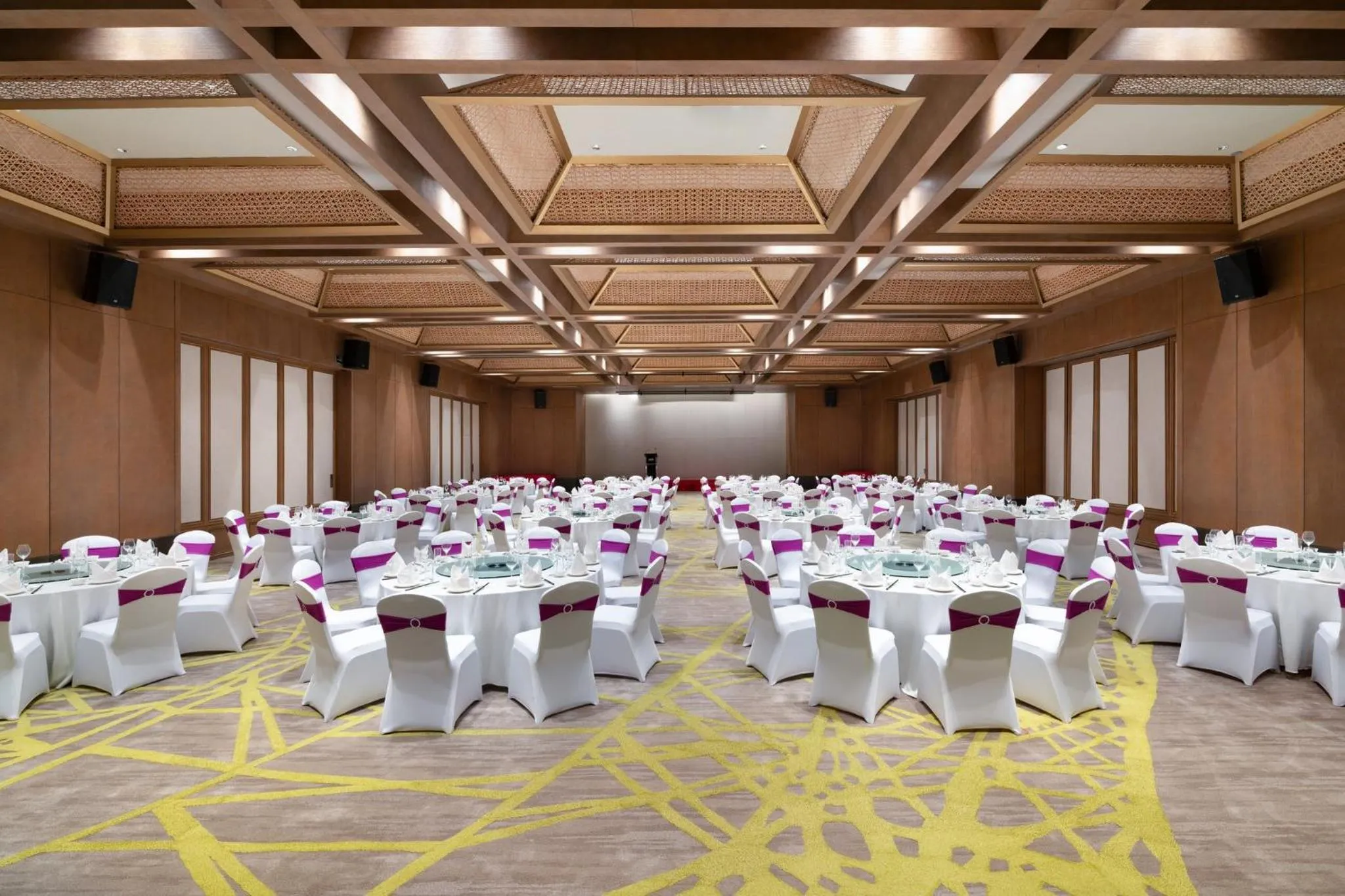 Meeting/conference room in Holiday Inn Resort Sanya Bay by IHG