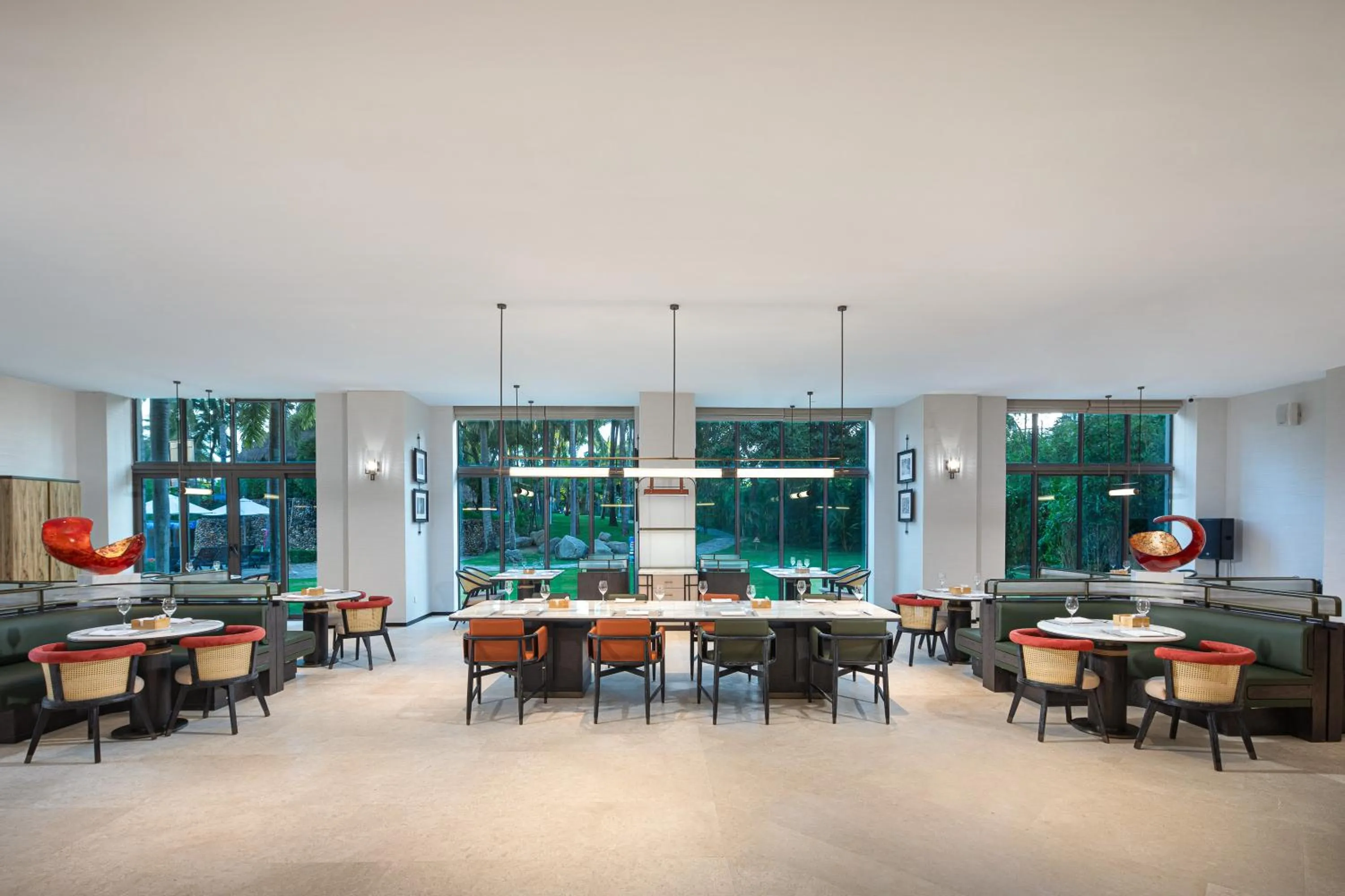 Restaurant/places to eat in Holiday Inn Resort Sanya Bay by IHG