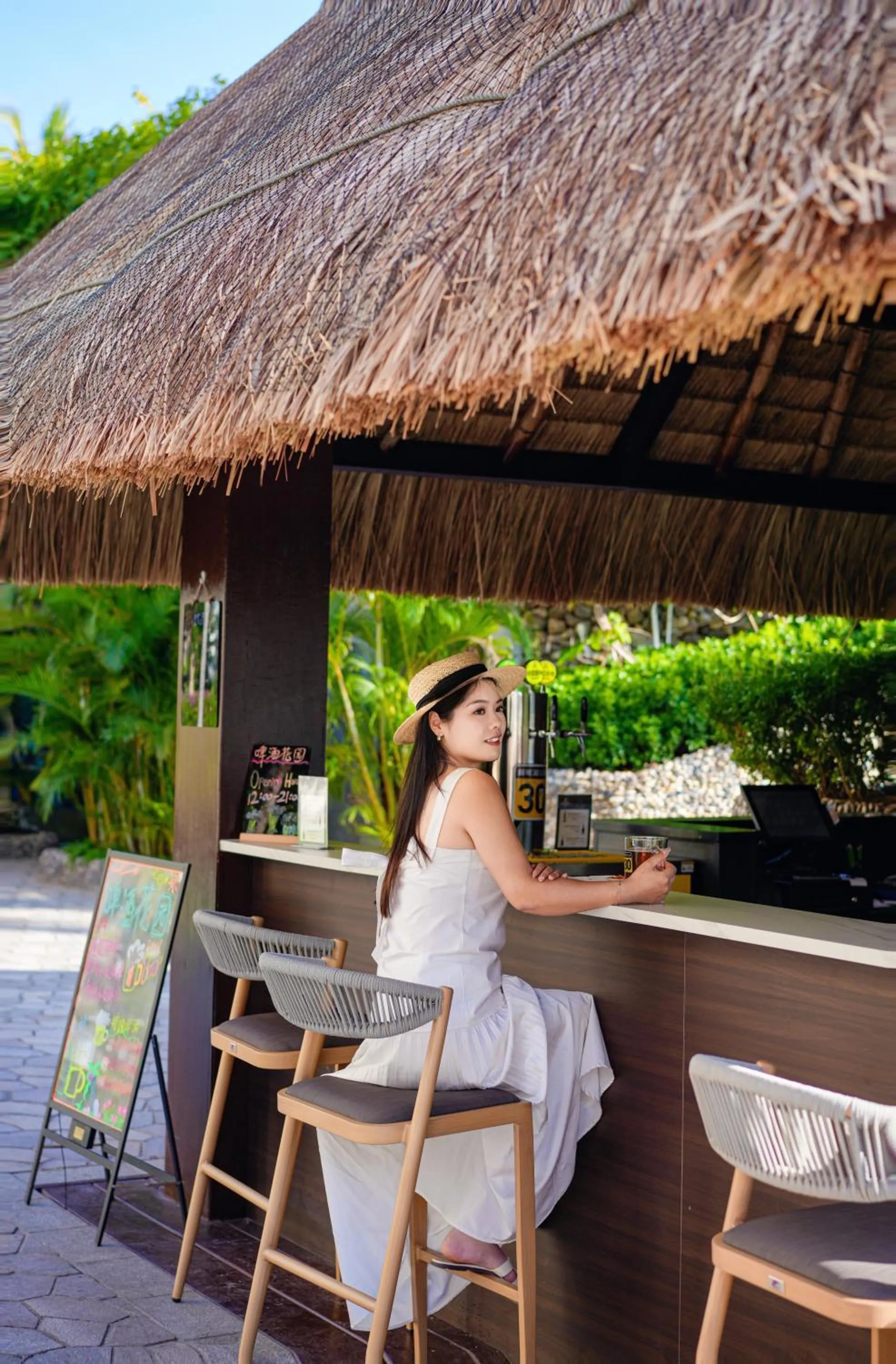 Restaurant/places to eat in Holiday Inn Resort Sanya Bay by IHG