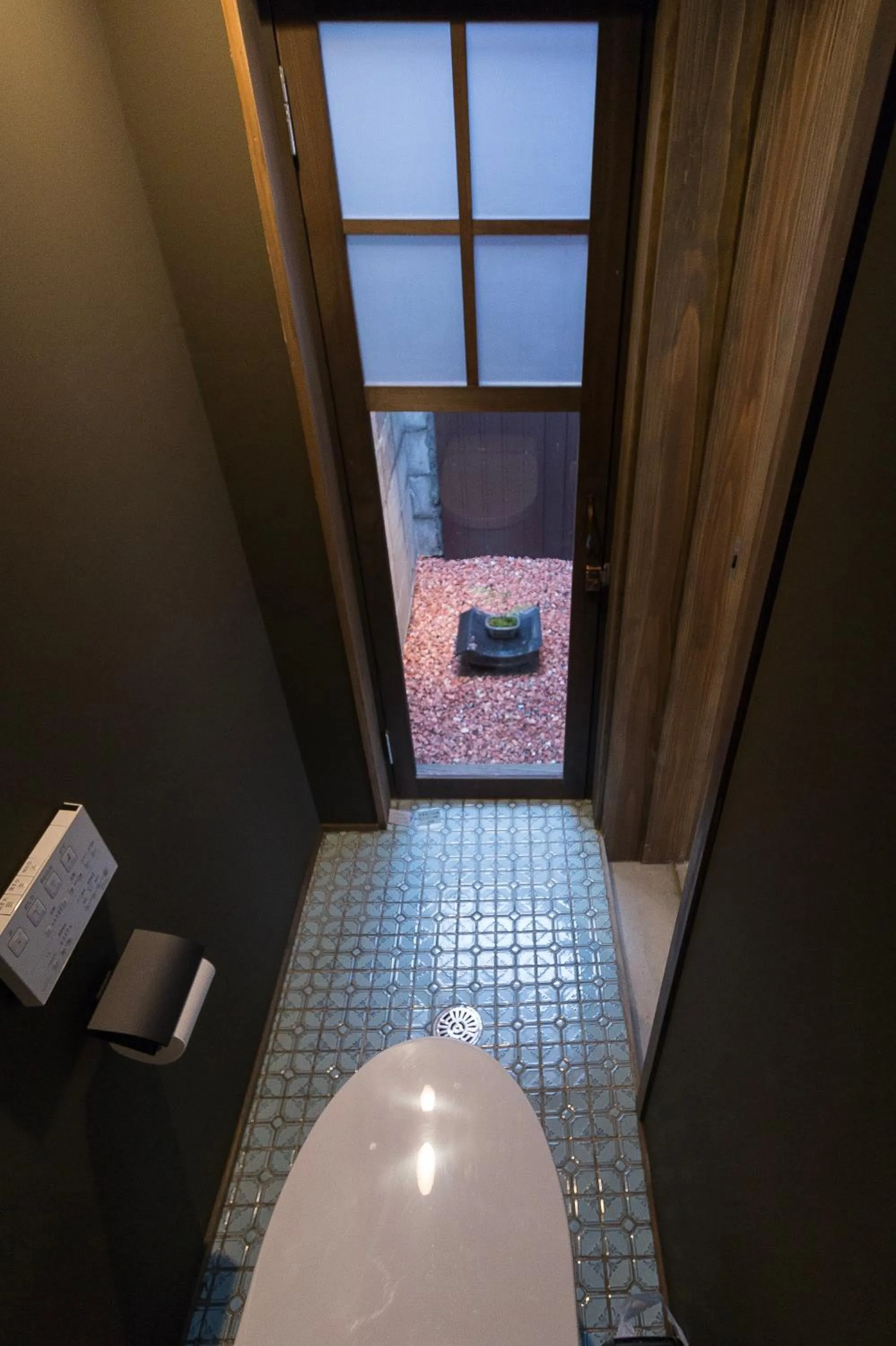 Toilet in Teramachiya Wind Bell Temple Guest House