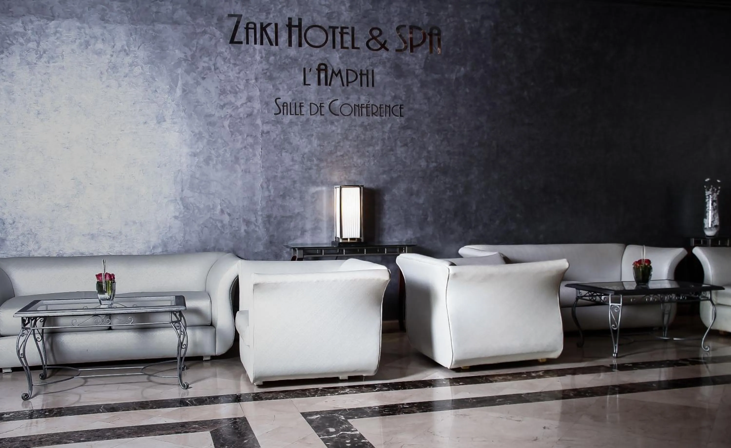 Living room in Zaki Hotel