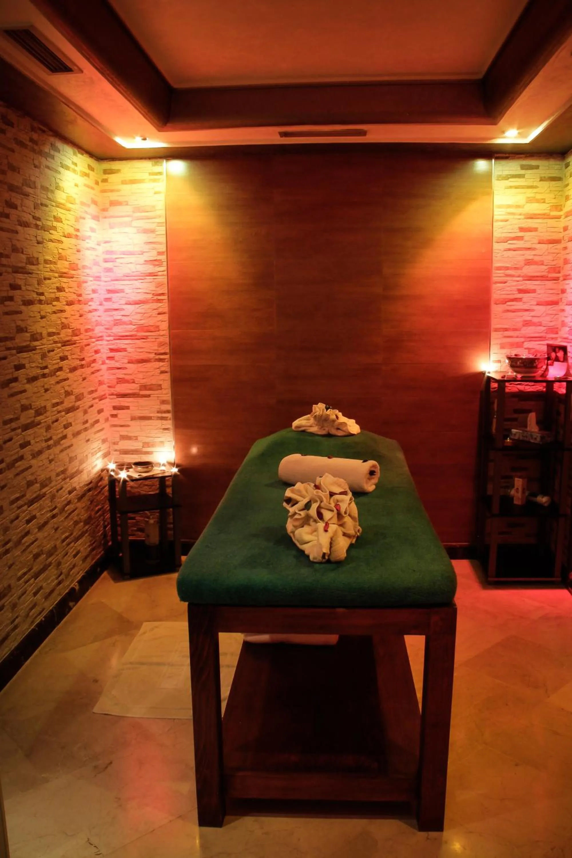 Massage in Zaki Hotel