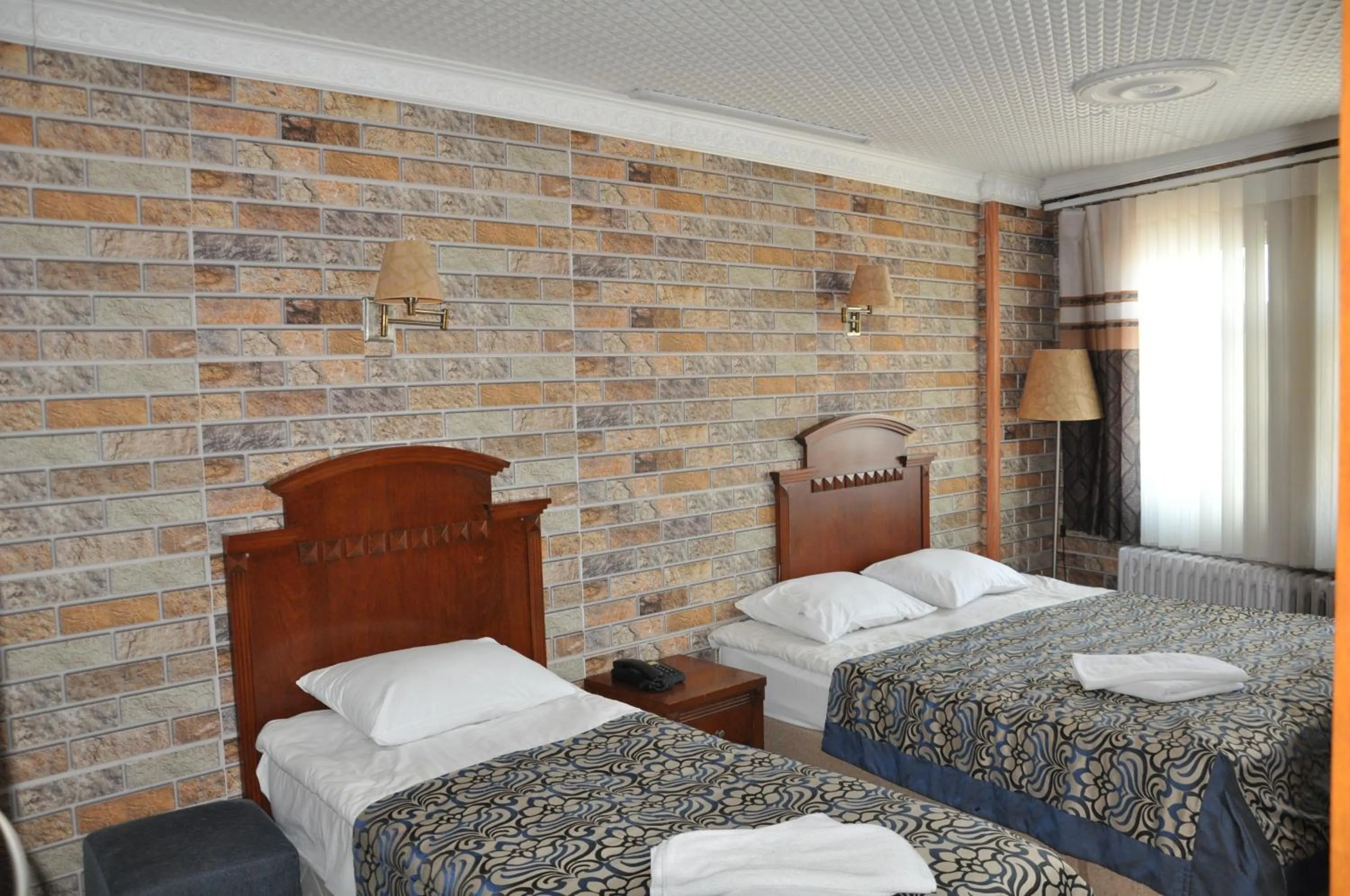 Photo of the whole room, Bed in Hotel Red Rose