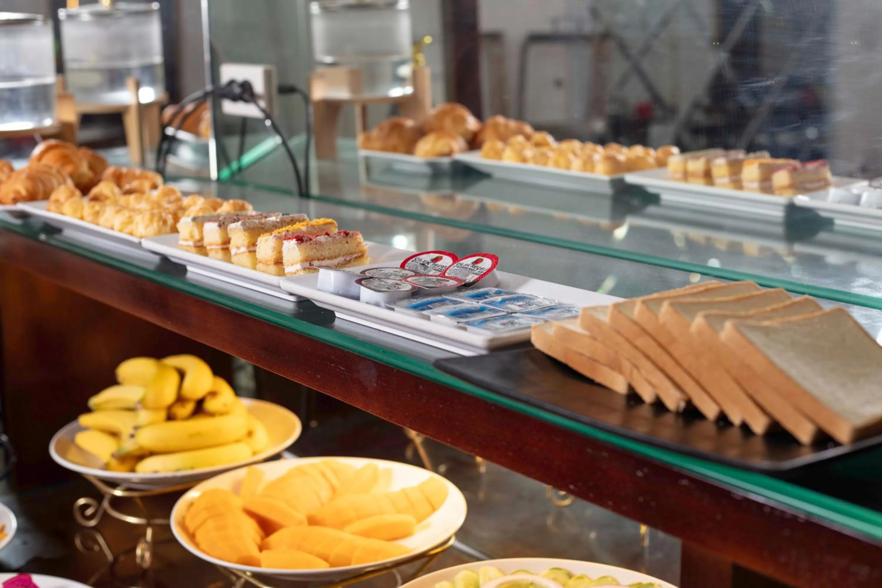 Breakfast in Phoenix Palace Hotel Hanoi