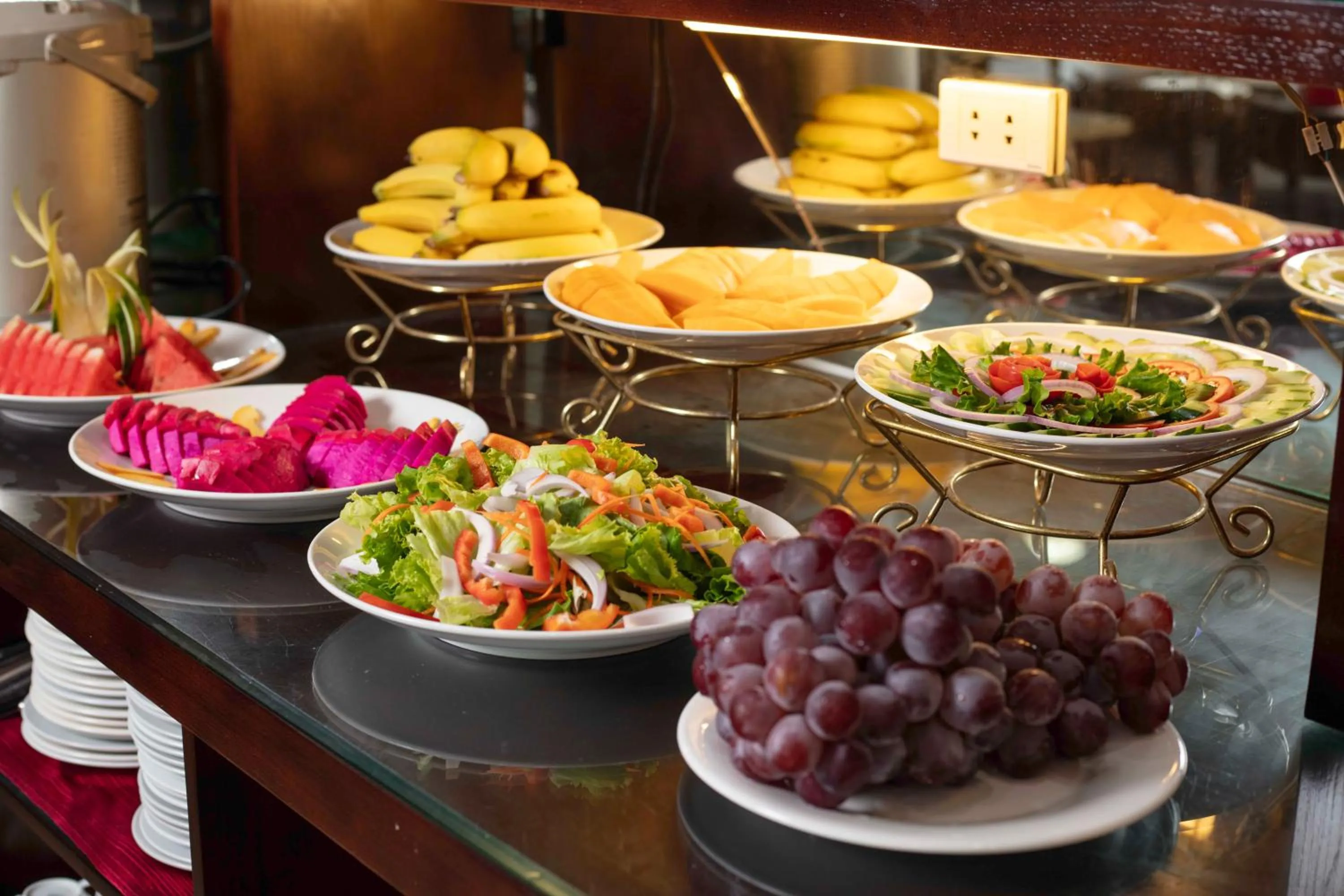 Food and drinks in Phoenix Palace Hotel Hanoi