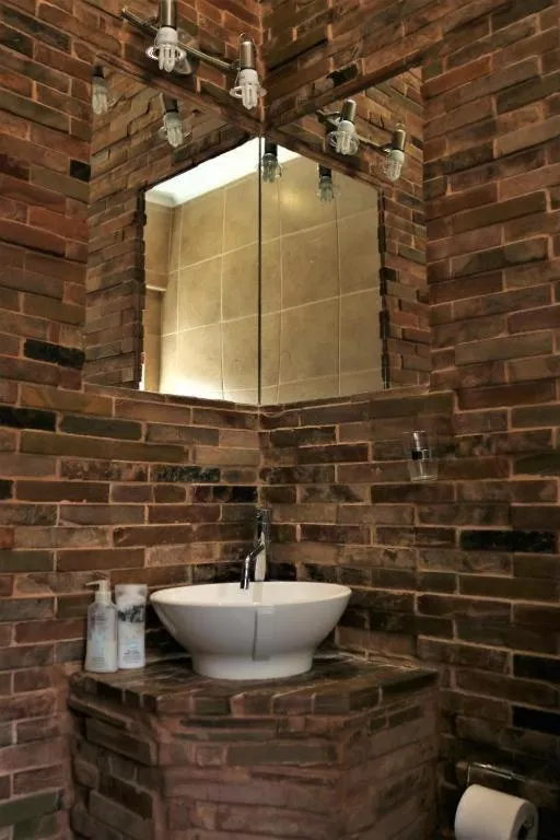 Moonriver Guesthouse