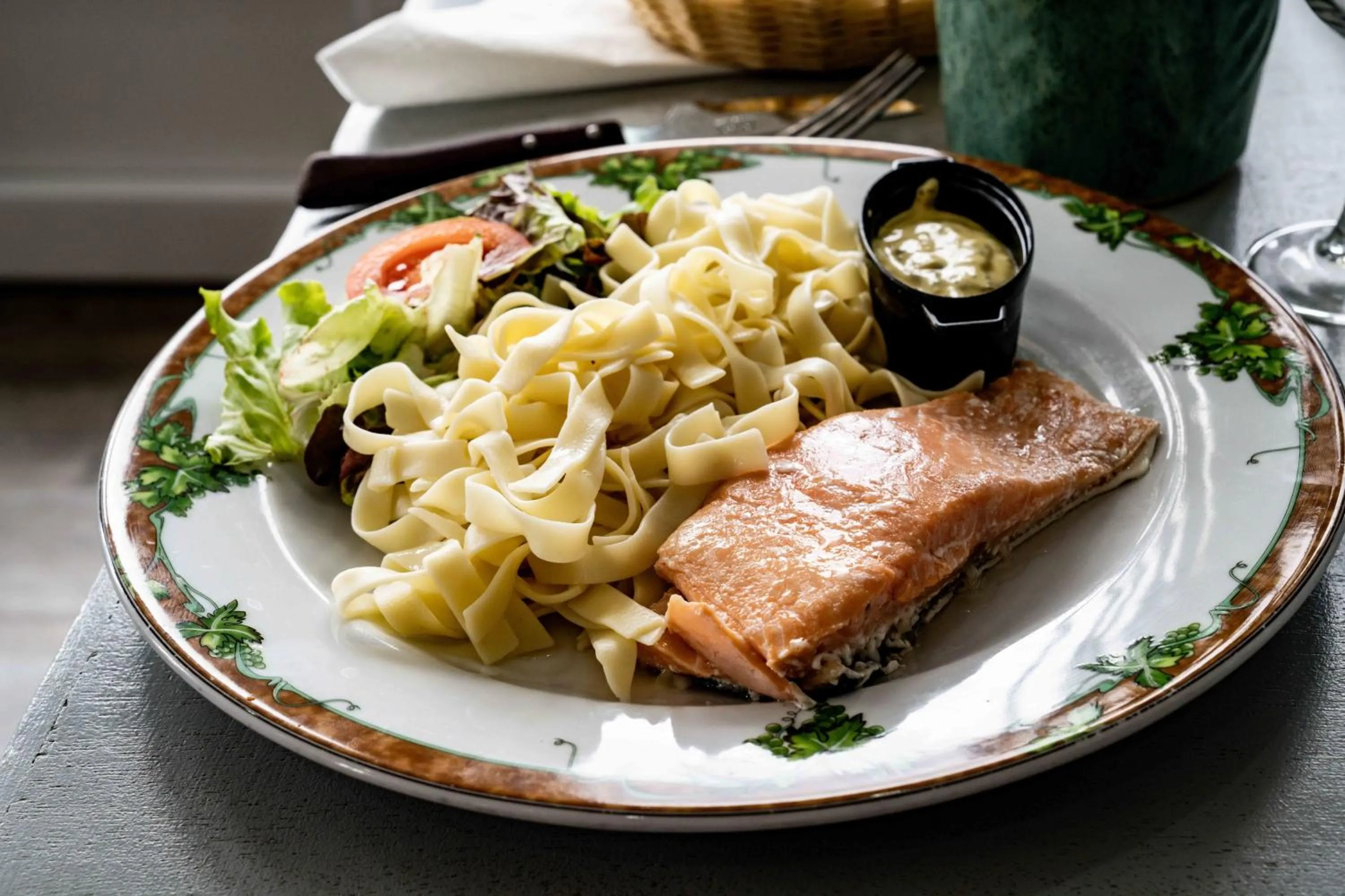 Restaurant/places to eat in Logis Hôtel La crémaillère