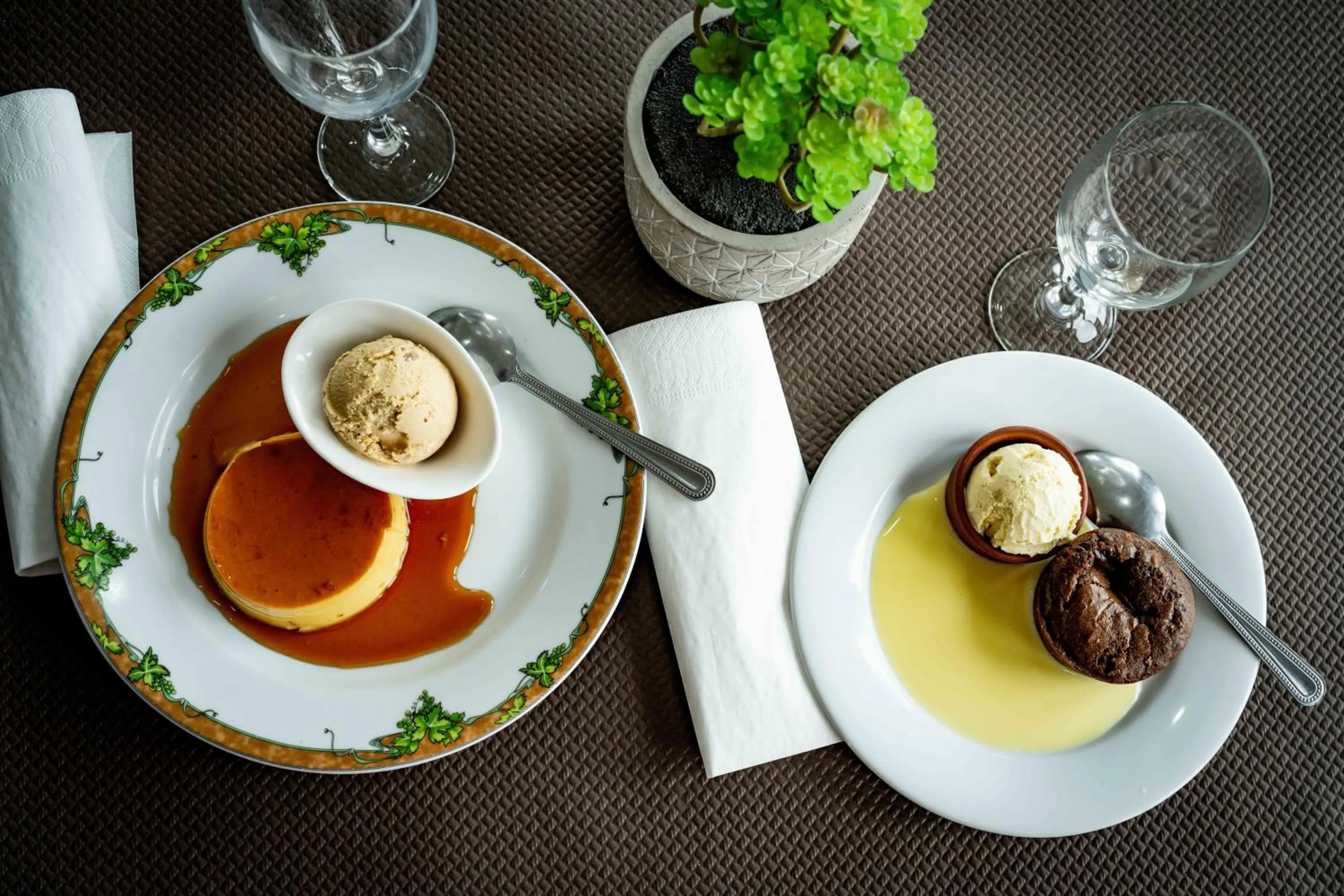 Restaurant/places to eat in Logis Hôtel La crémaillère