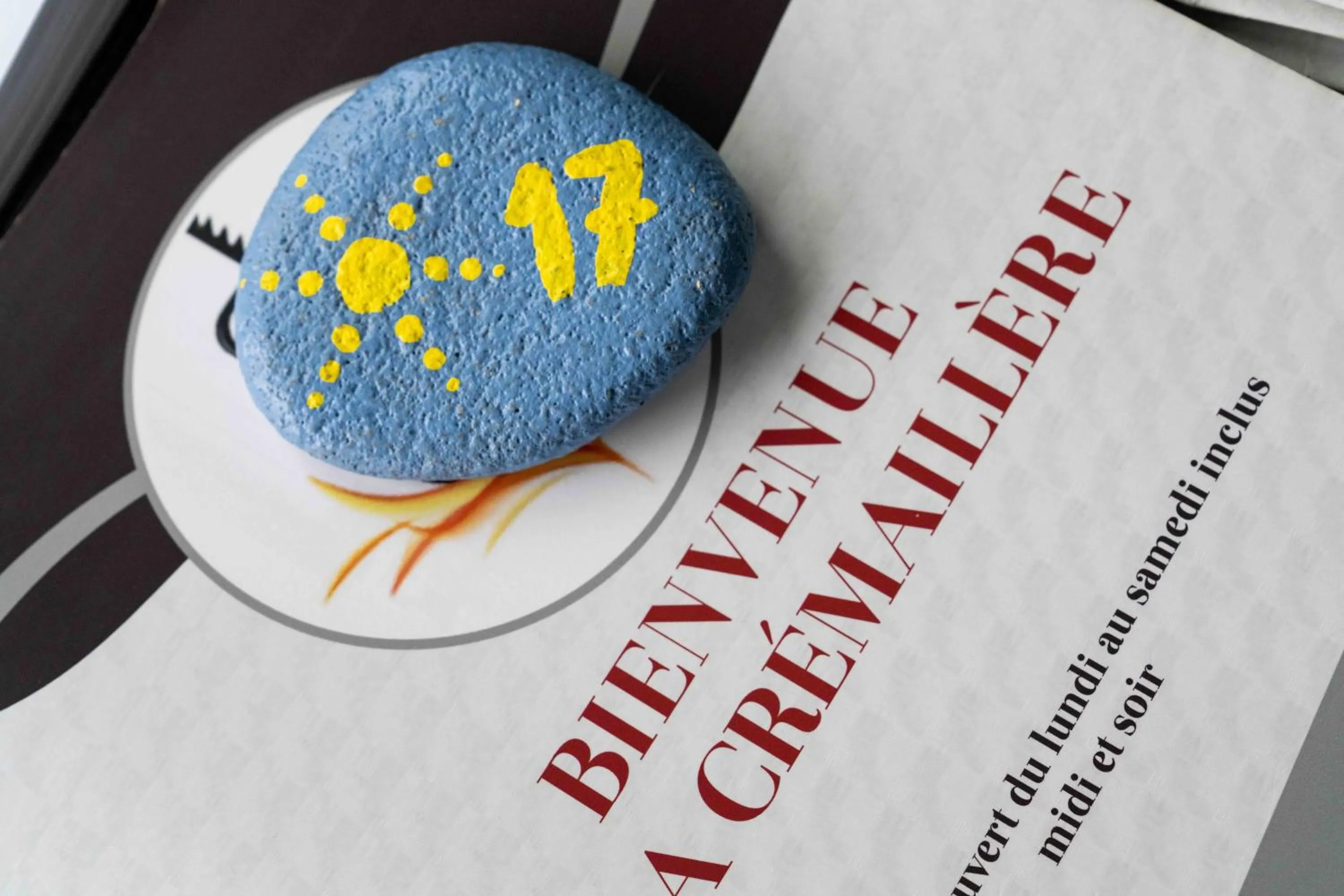 Restaurant/places to eat in Logis Hôtel La crémaillère