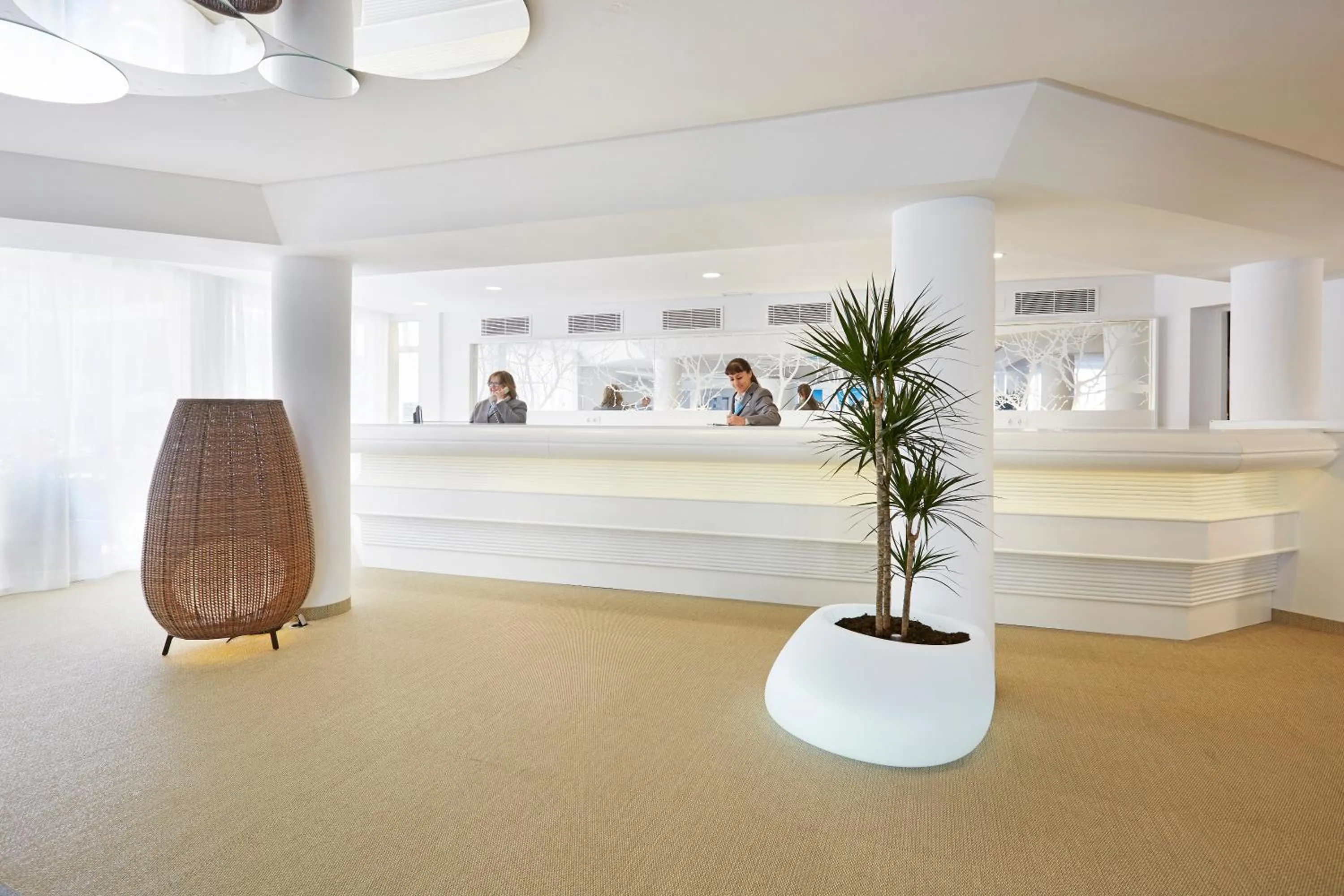 Lobby or reception in Grupotel Tamariscos