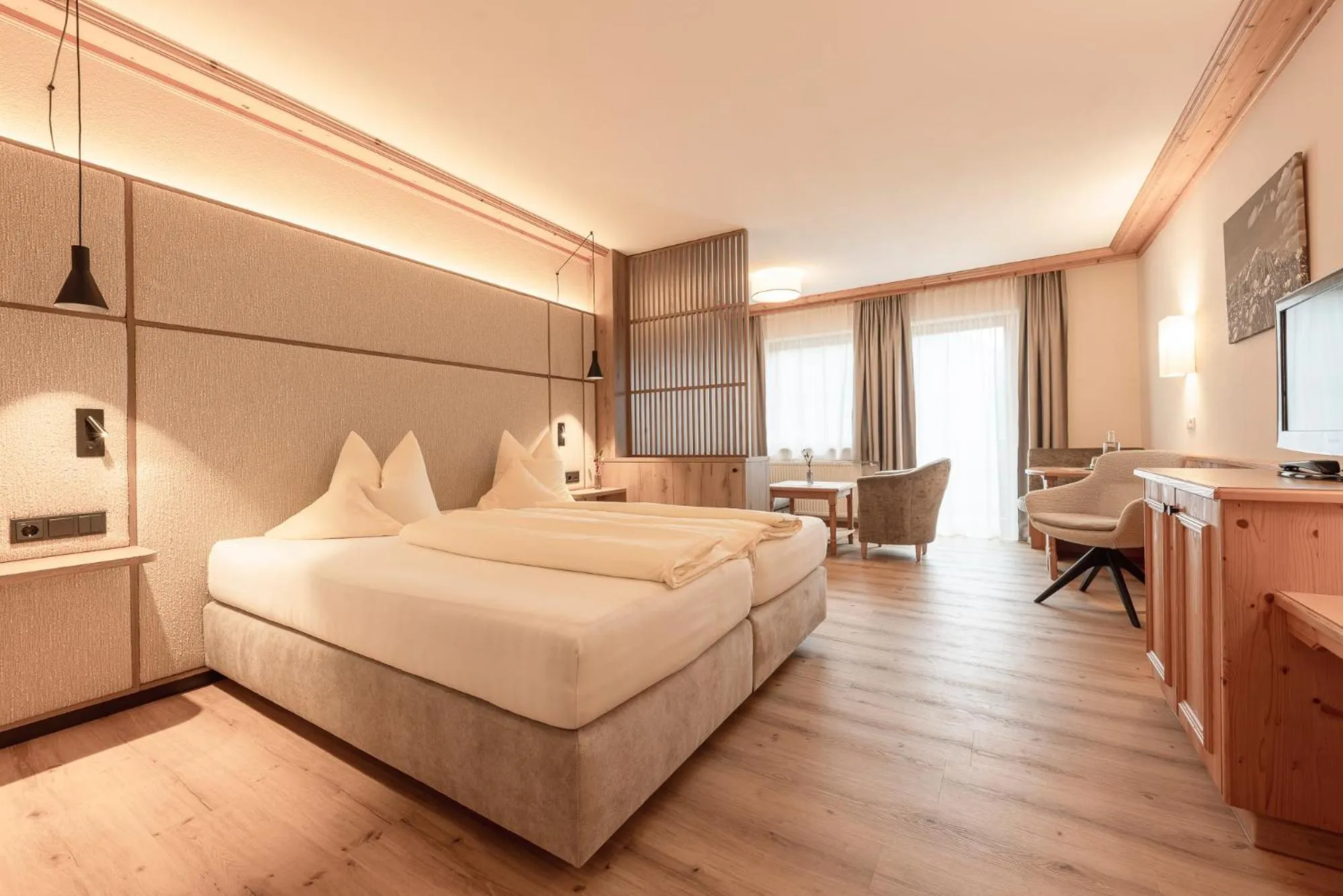 Photo of the whole room, Bed in Aktiv & Vitalhotel Bergcristall