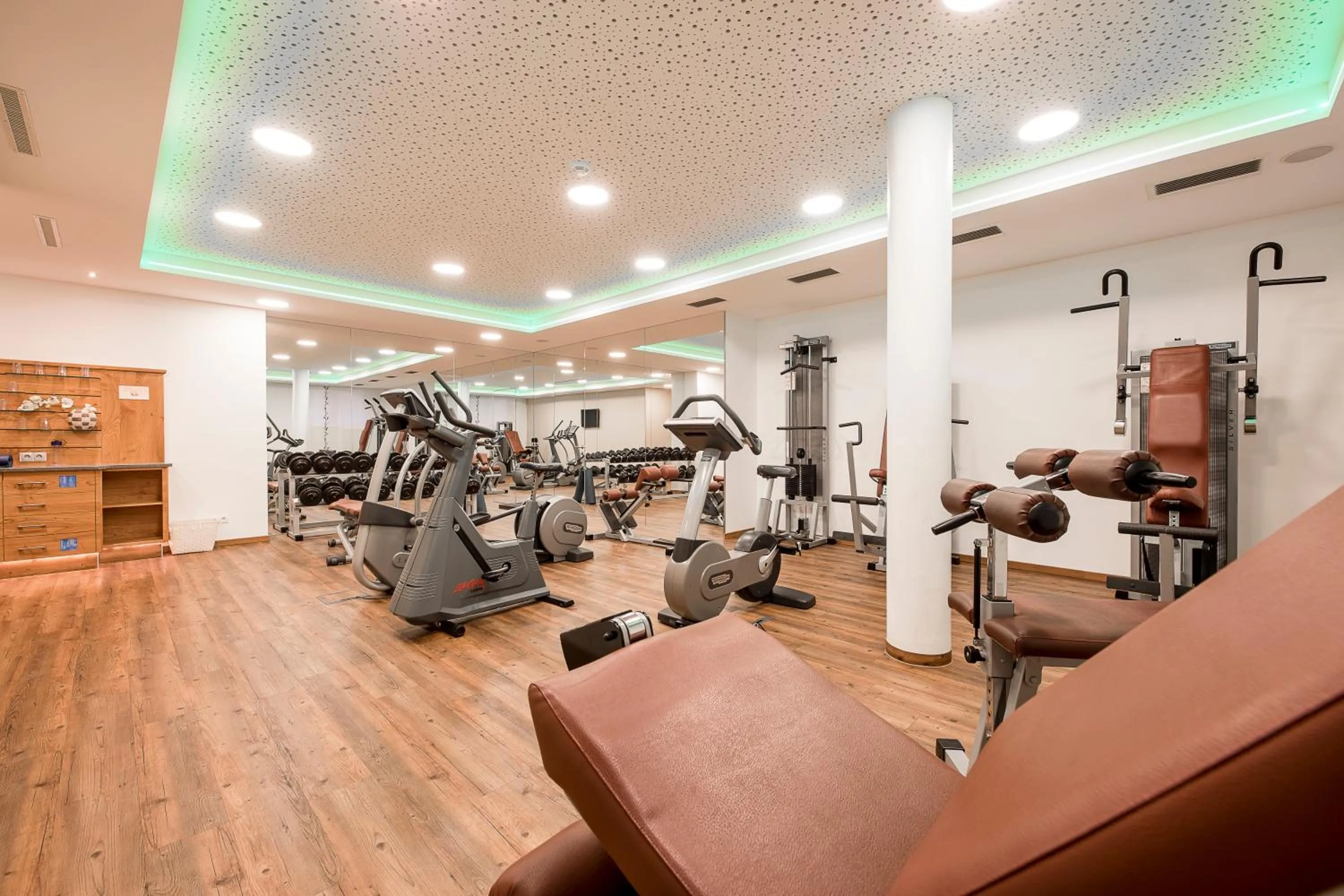 Fitness centre/facilities in Aktiv & Vitalhotel Bergcristall