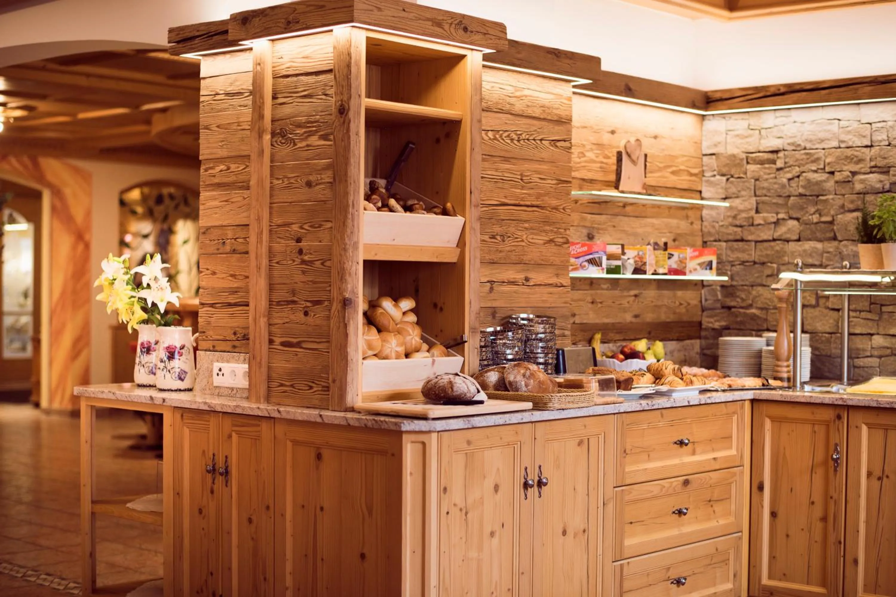 Restaurant/places to eat in Aktiv & Vitalhotel Bergcristall