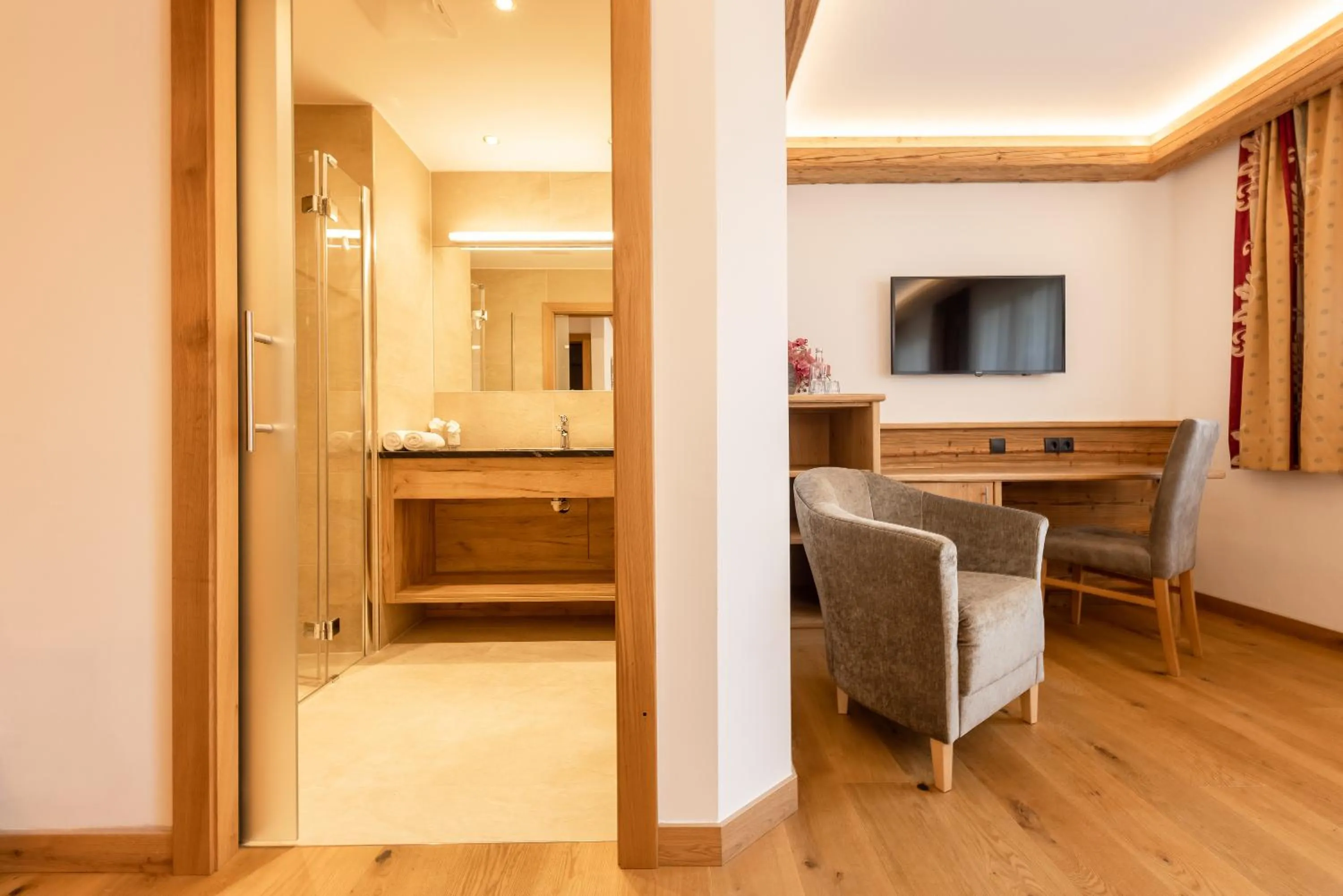 Photo of the whole room in Aktiv & Vitalhotel Bergcristall