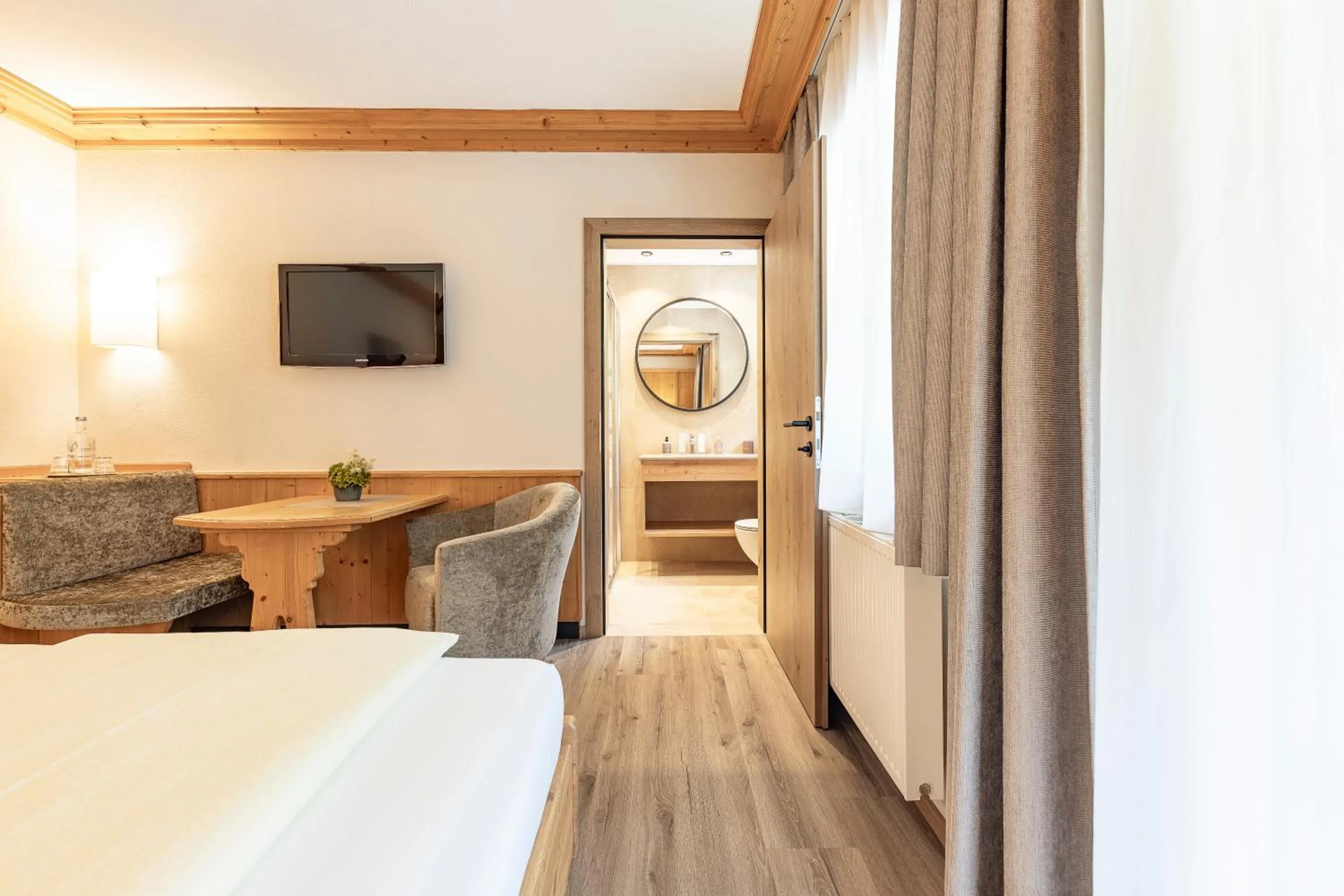 Photo of the whole room, Bed in Aktiv & Vitalhotel Bergcristall