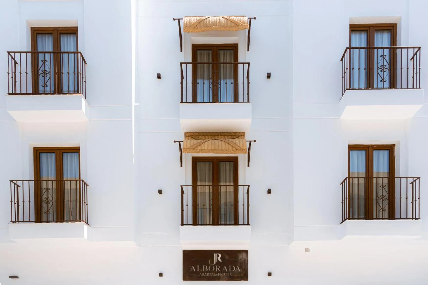 Apartamentos JR Alborada