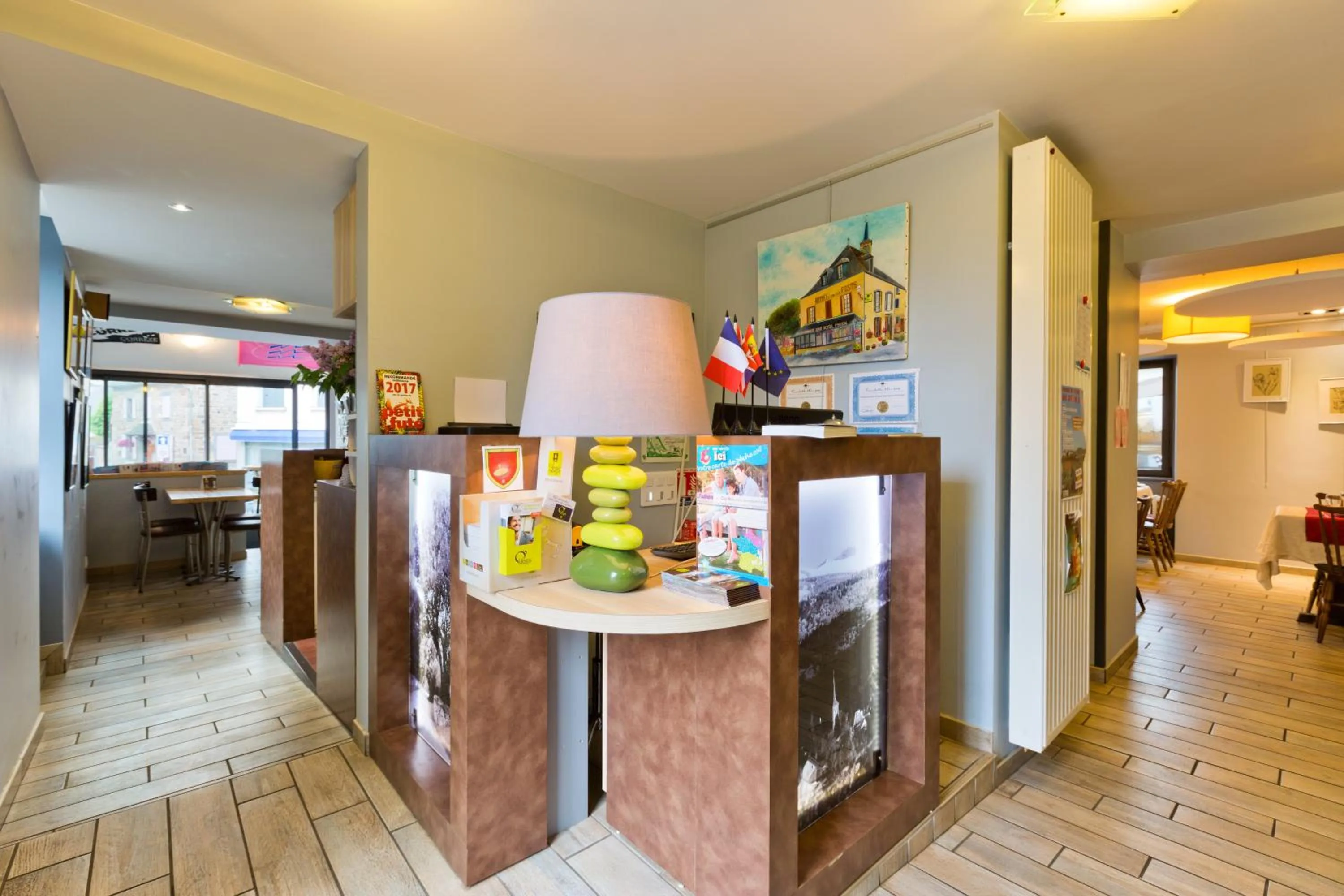 Lobby or reception in Logis Hotel De La Poste