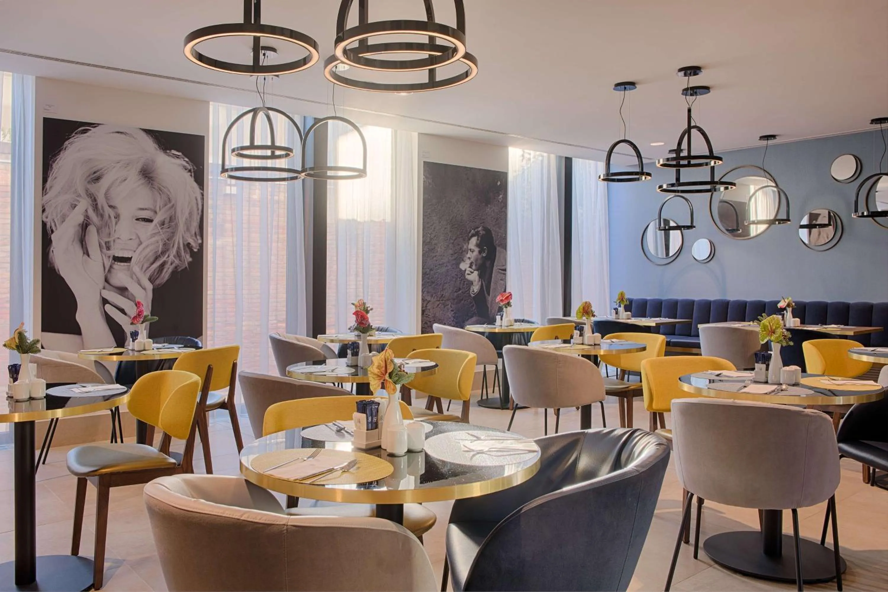 Restaurant/places to eat in Avani Rio Novo Venice Hotel