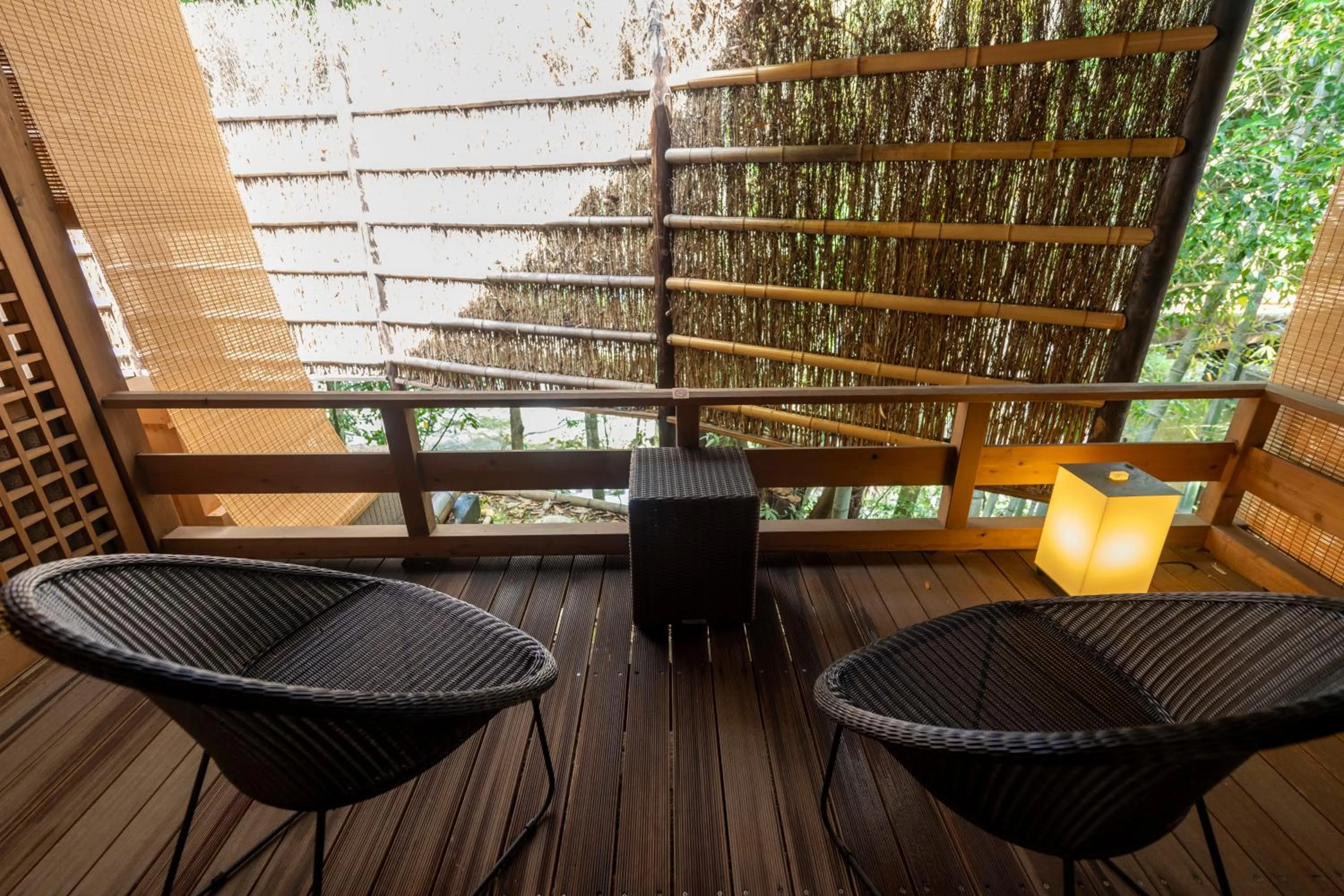 Balcony/Terrace in Yukairo Kikuya