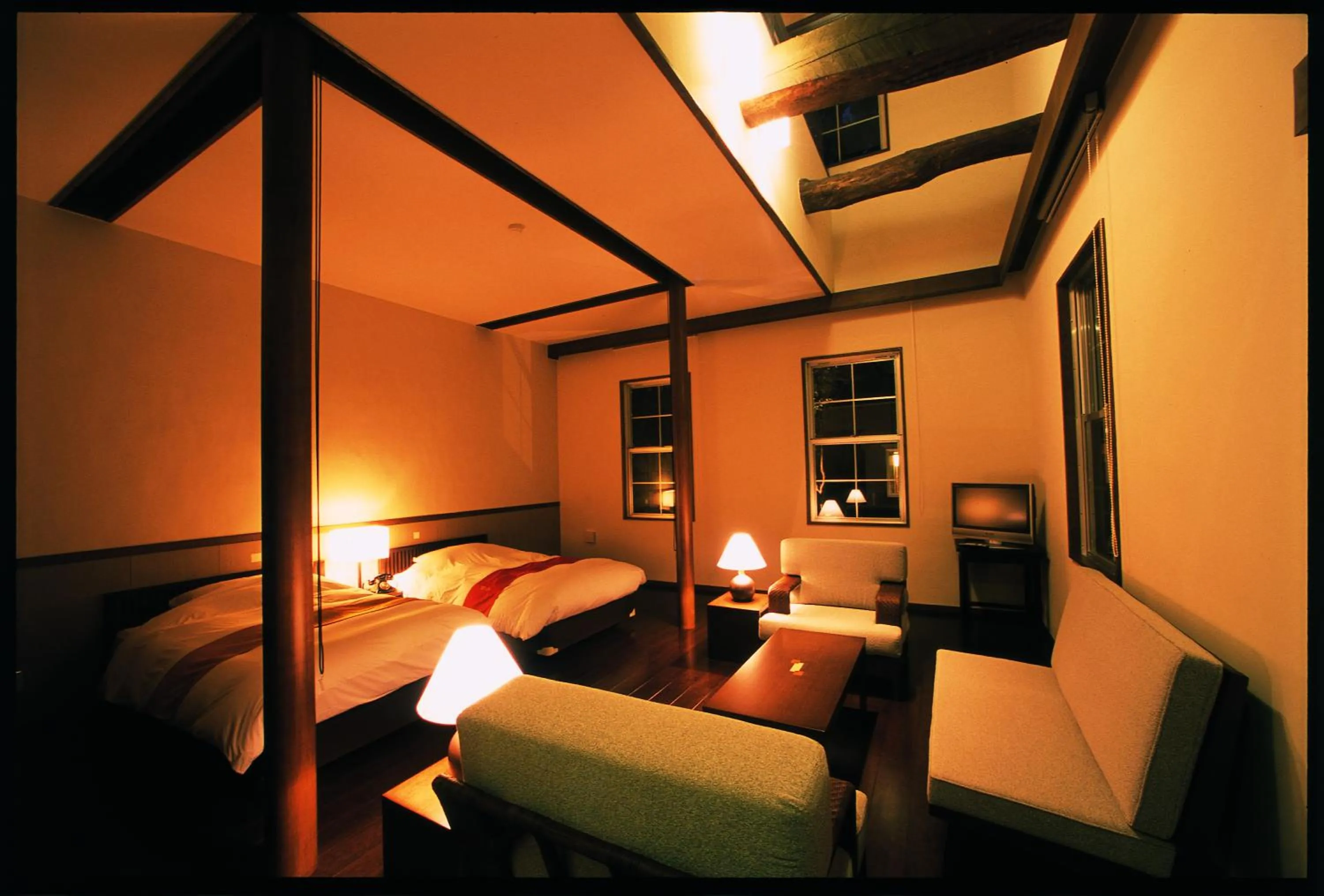 Photo of the whole room, Bed in Yukairo Kikuya