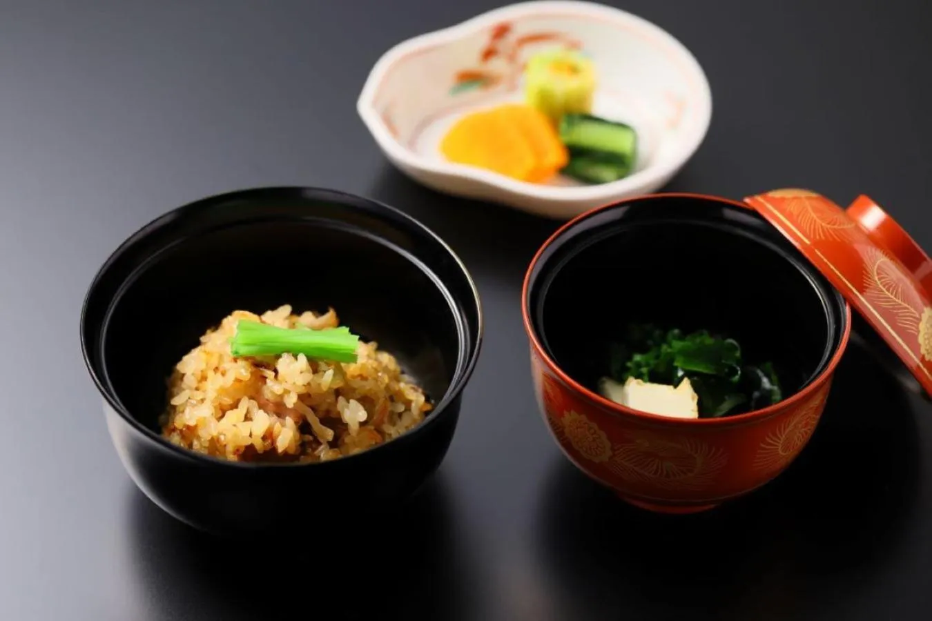 Food in Yukairo Kikuya