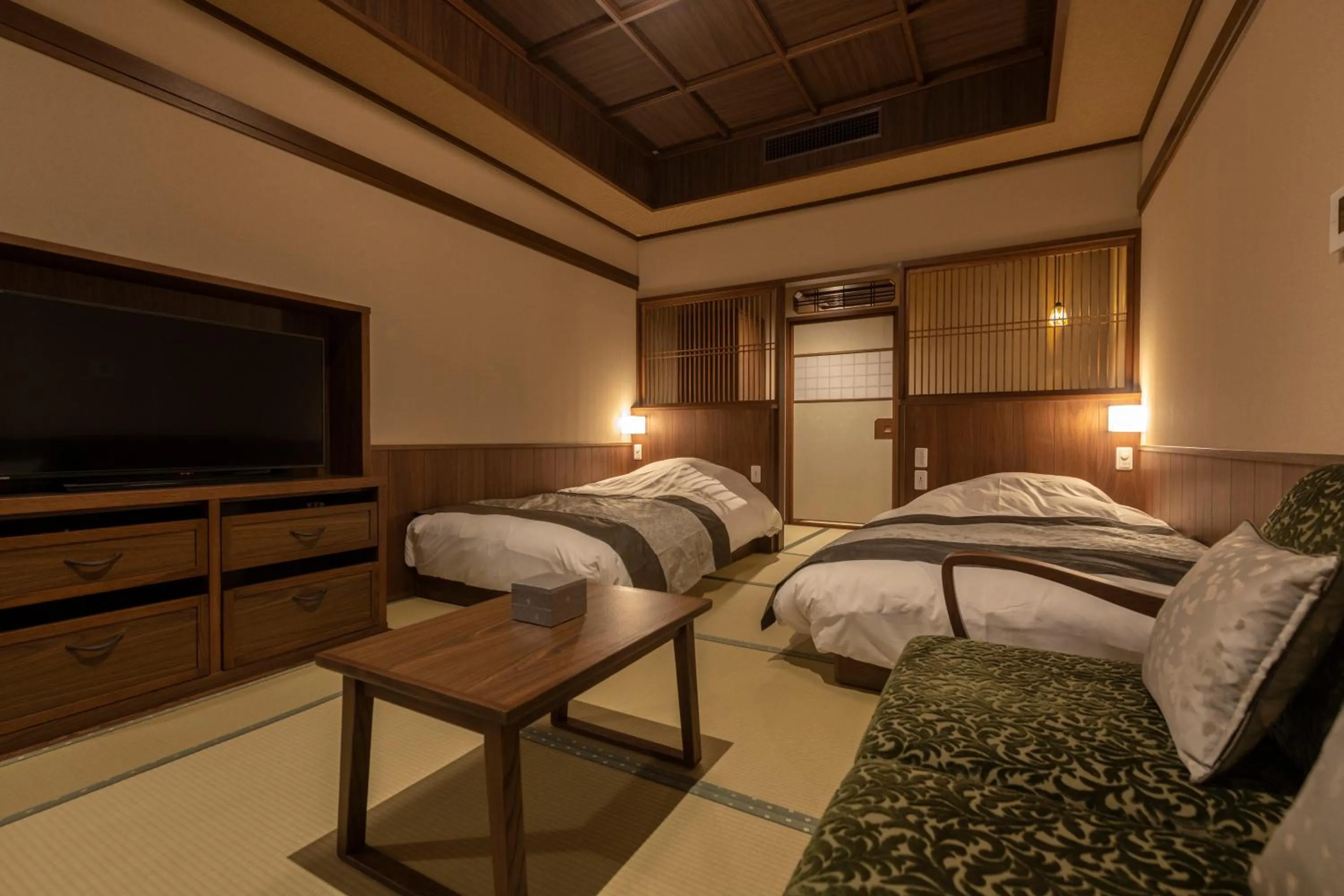 Bed in Yukairo Kikuya