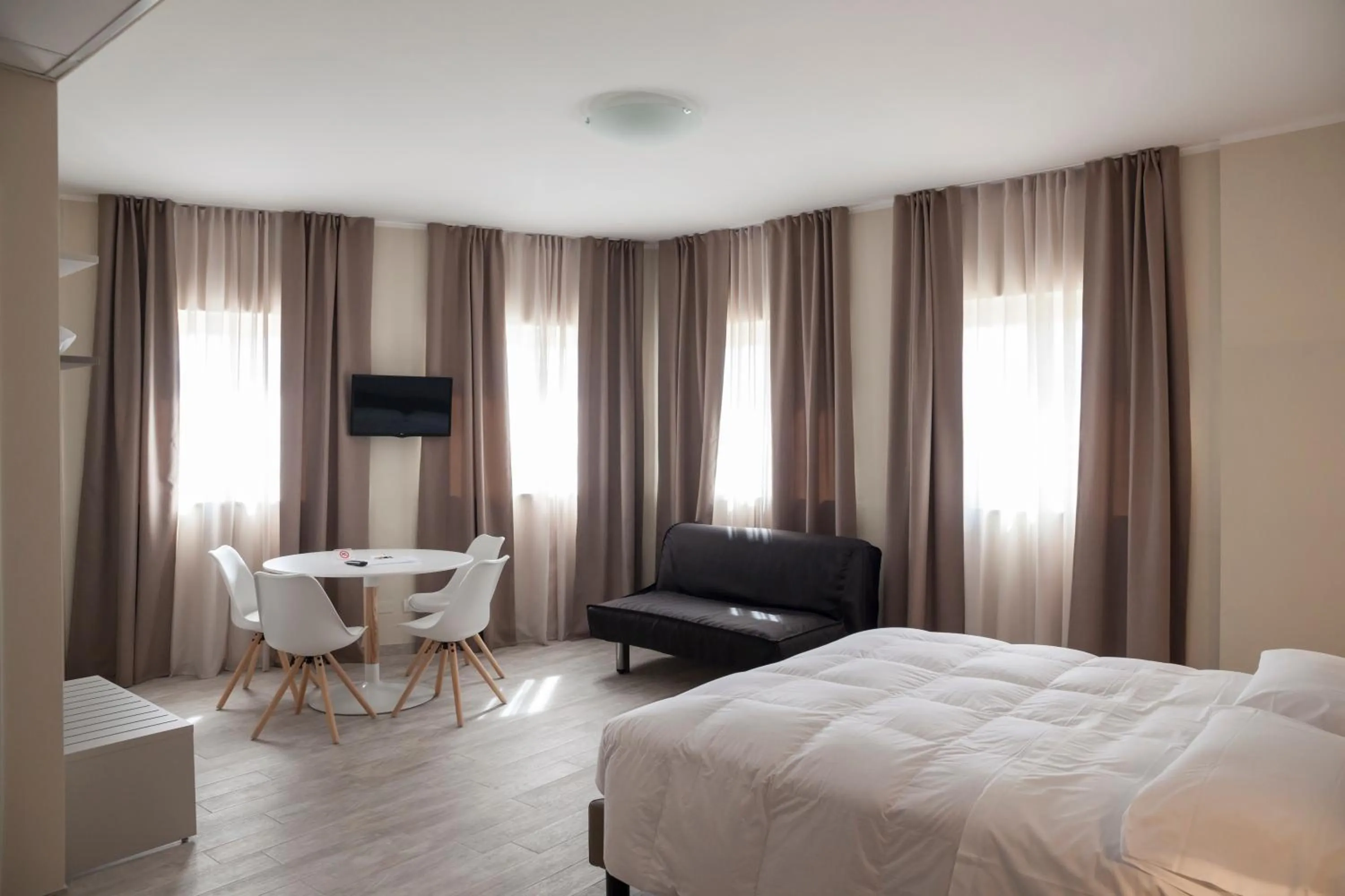Bedroom, Bed in Hotel & Wellness Stella Delle Langhe