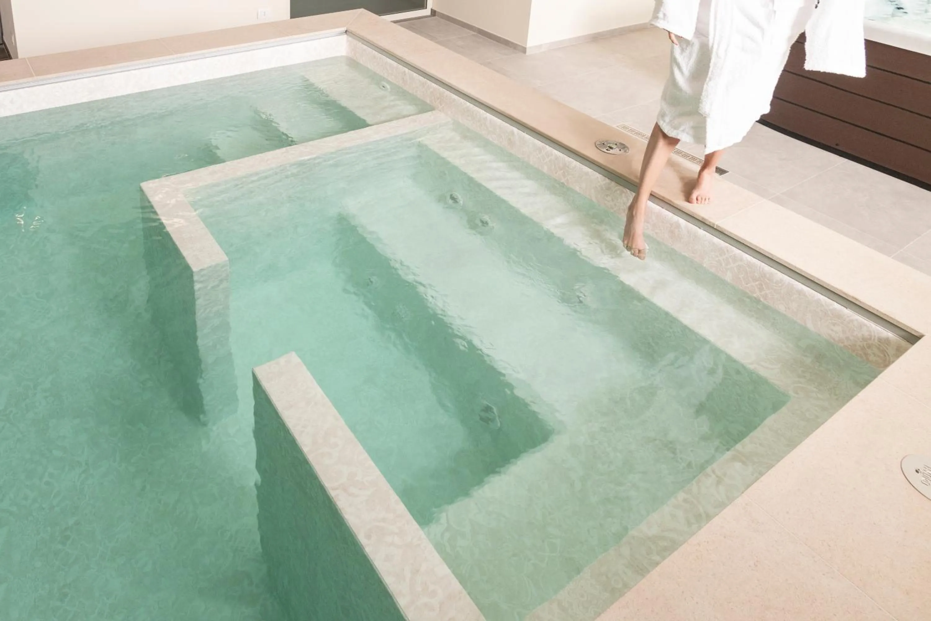 Swimming pool in Hotel & Wellness Stella Delle Langhe