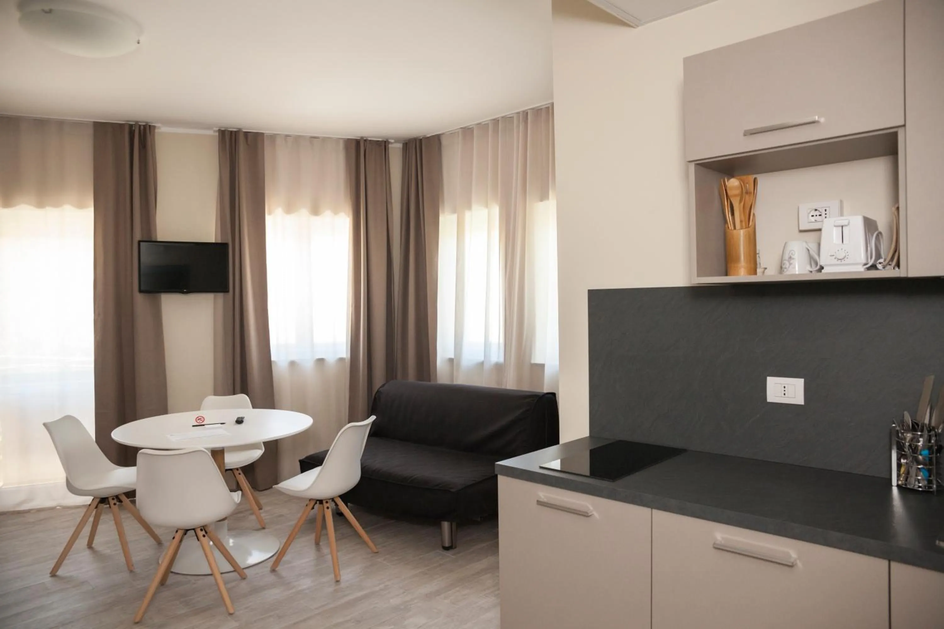 Kitchen or kitchenette in Hotel & Wellness Stella Delle Langhe