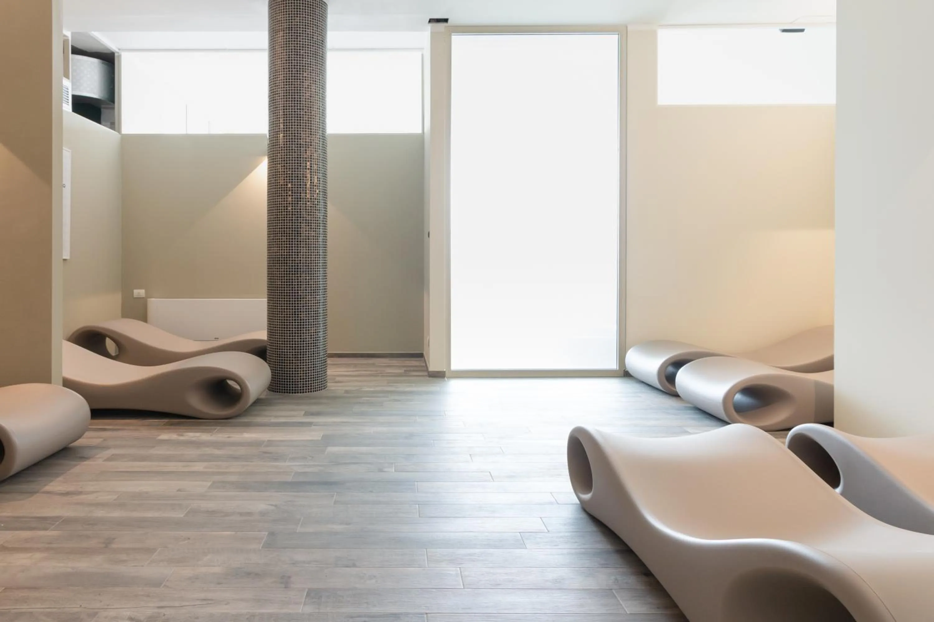 Swimming pool in Hotel & Wellness Stella Delle Langhe