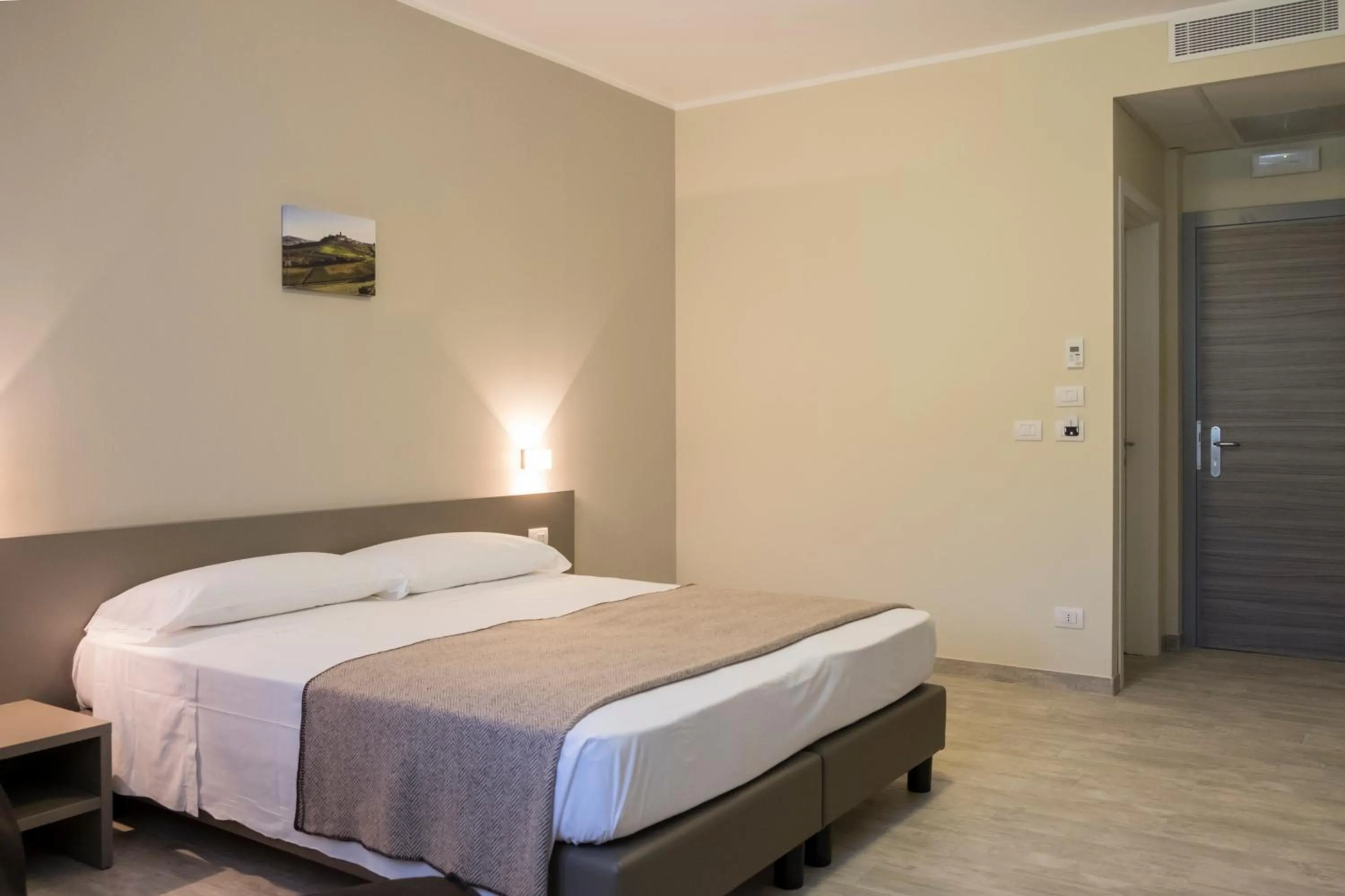 Bedroom, Bed in Hotel & Wellness Stella Delle Langhe