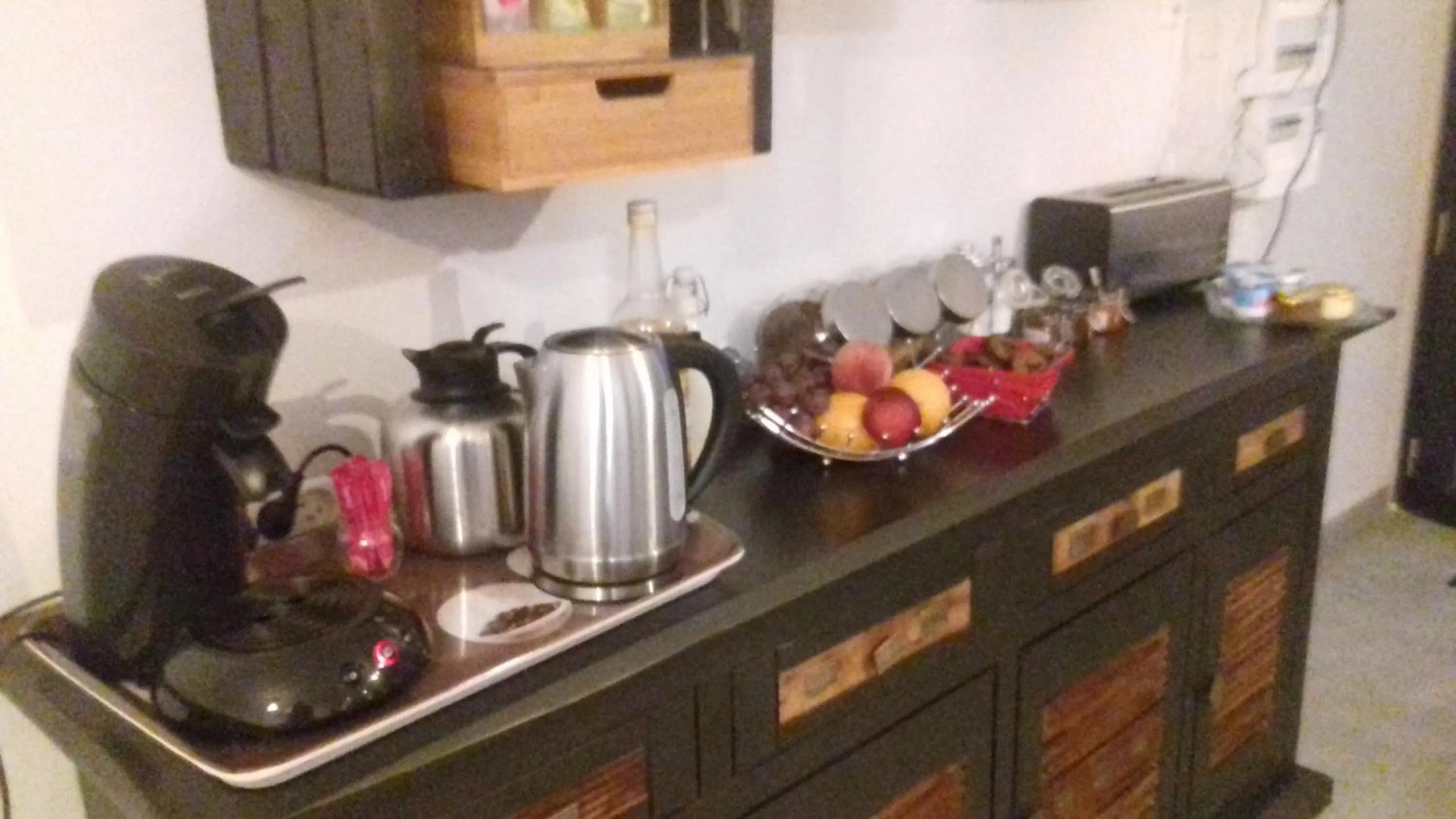 Buffet breakfast in Villa'vi Lyon Est Chambres d'Hôtes