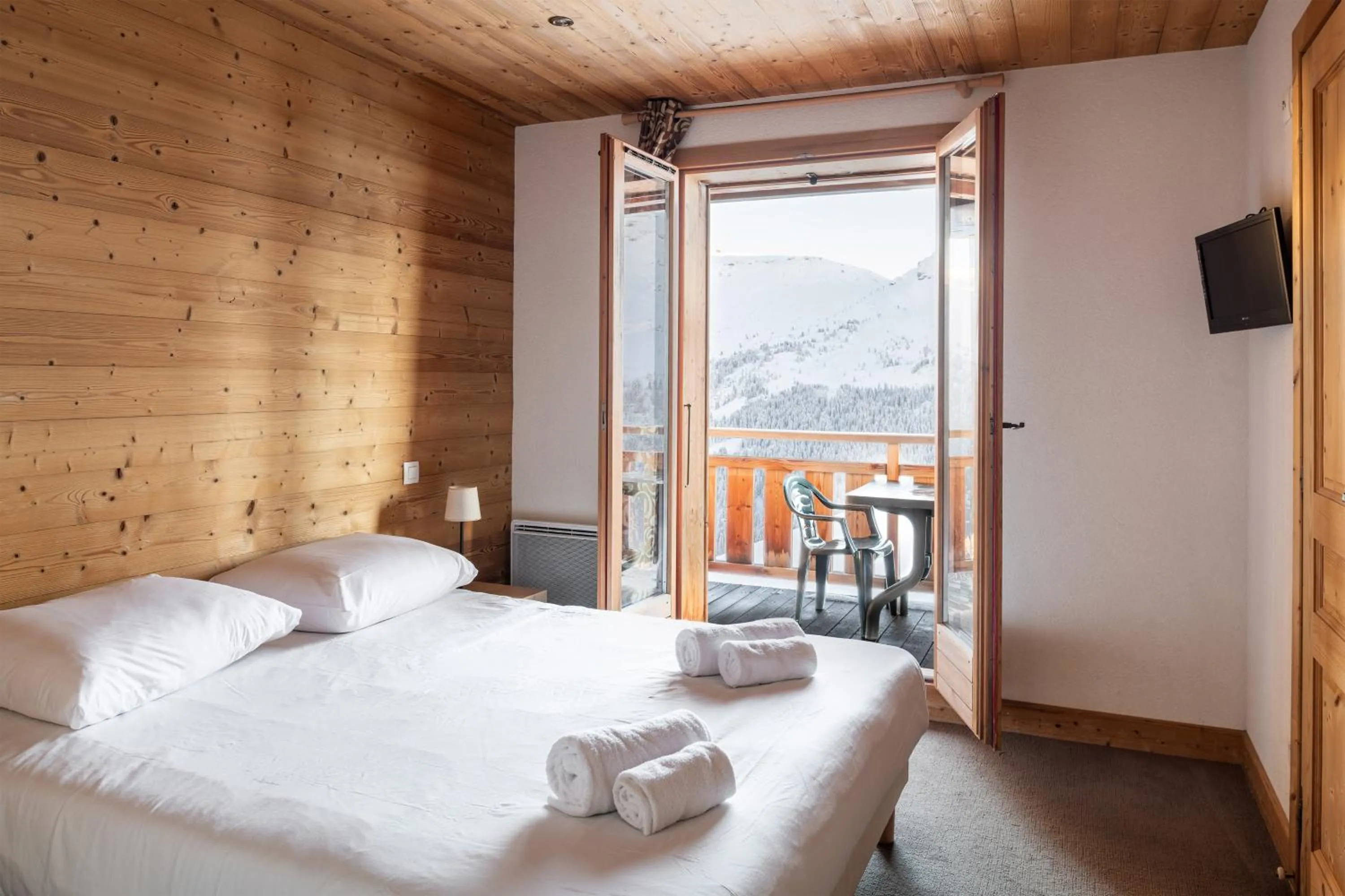 Bed in Dormio Resort Les Portes du Grand Massif