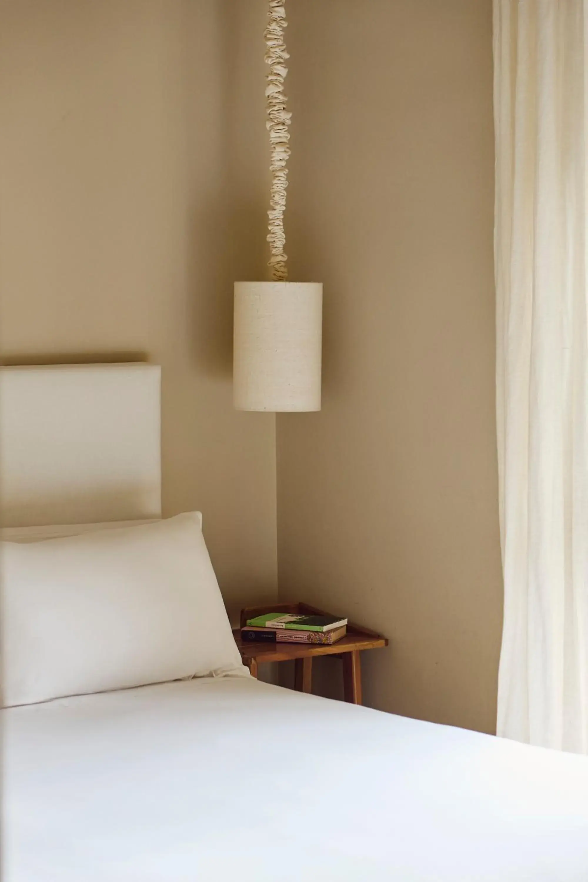 Bed in The Corner House Bed in The Corner House