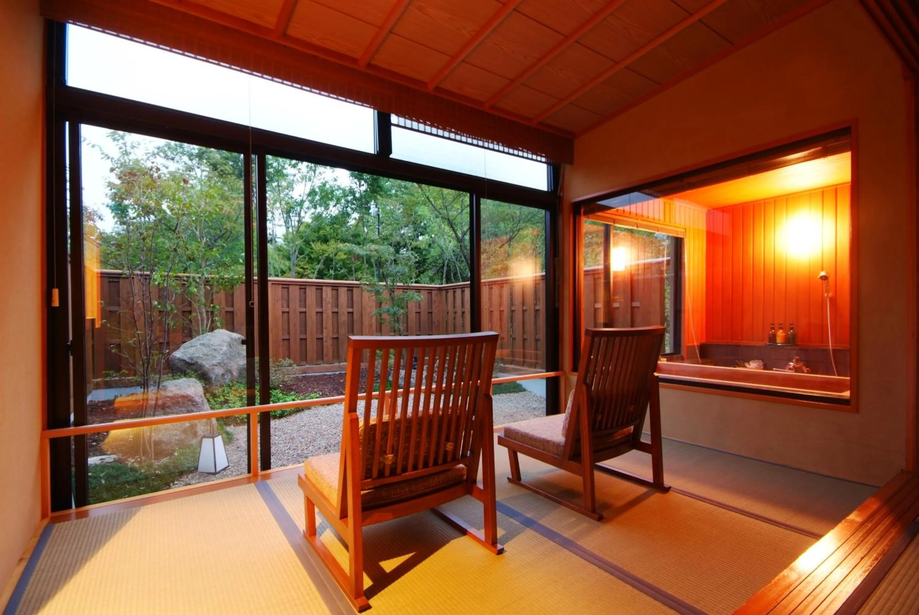 Photo of the whole room, Bed in Ginka