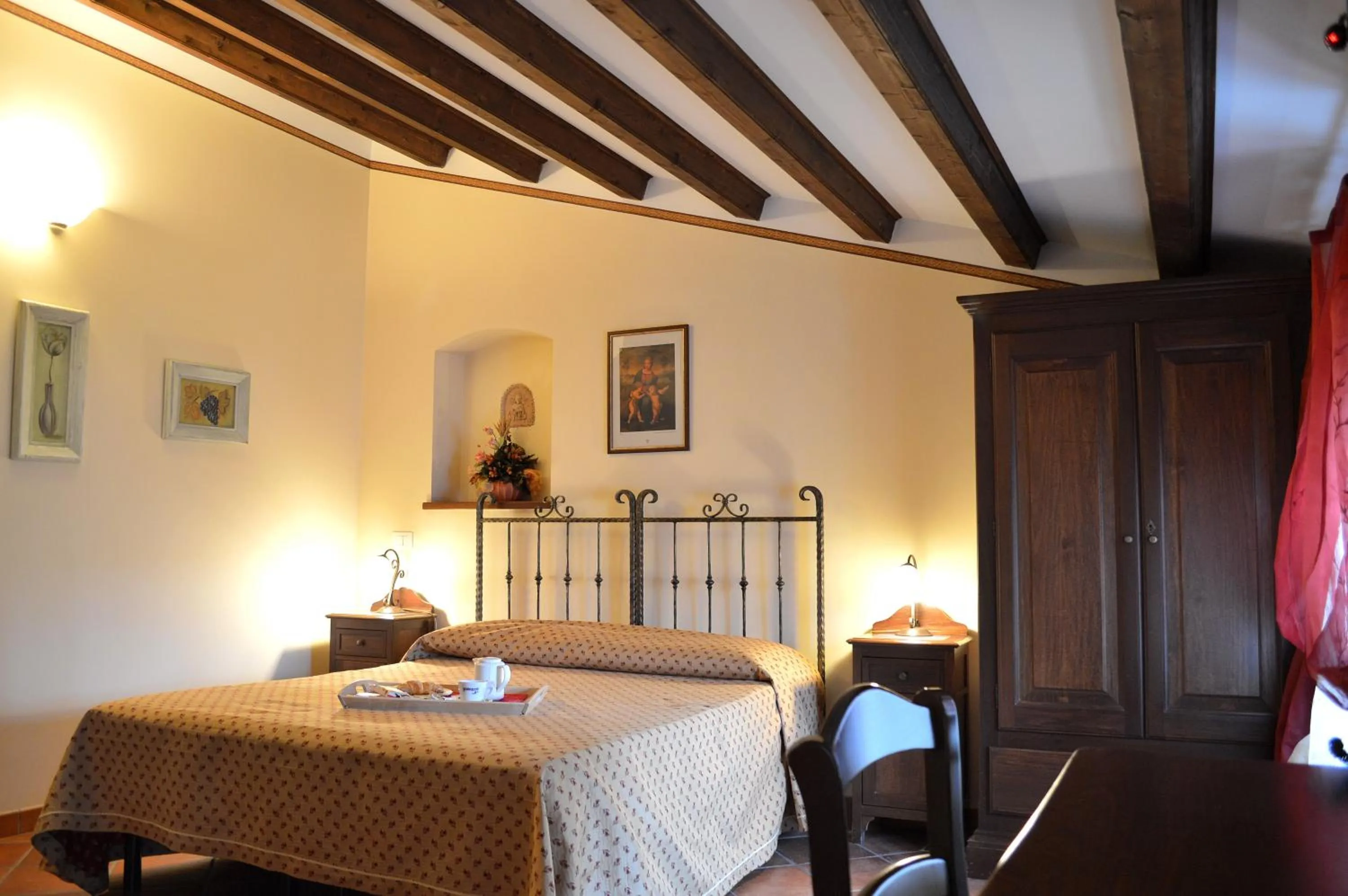 Photo of the whole room, Bed in Il Castello