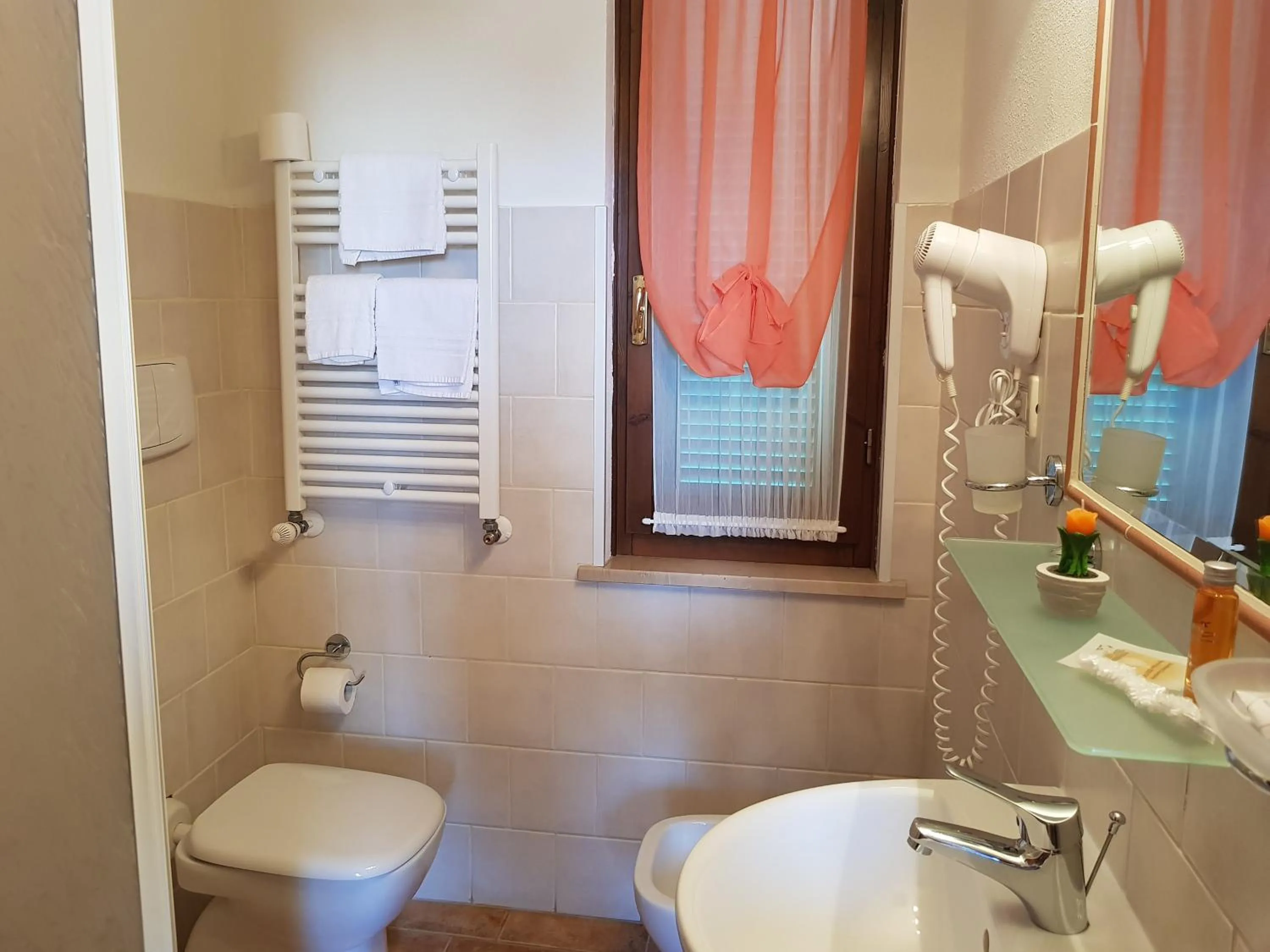 Bathroom in Locanda B&B Momo