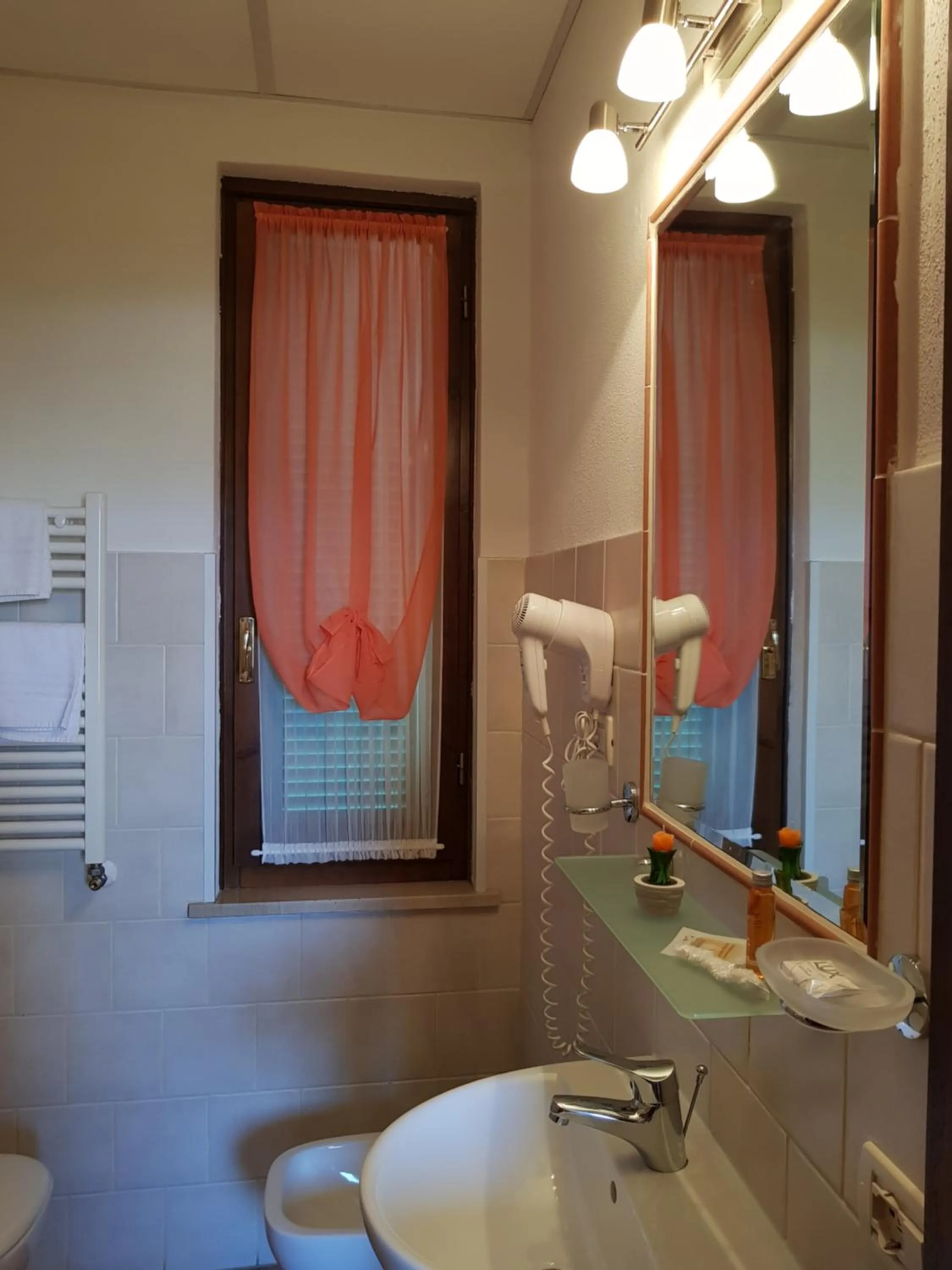 Bathroom in Locanda B&B Momo