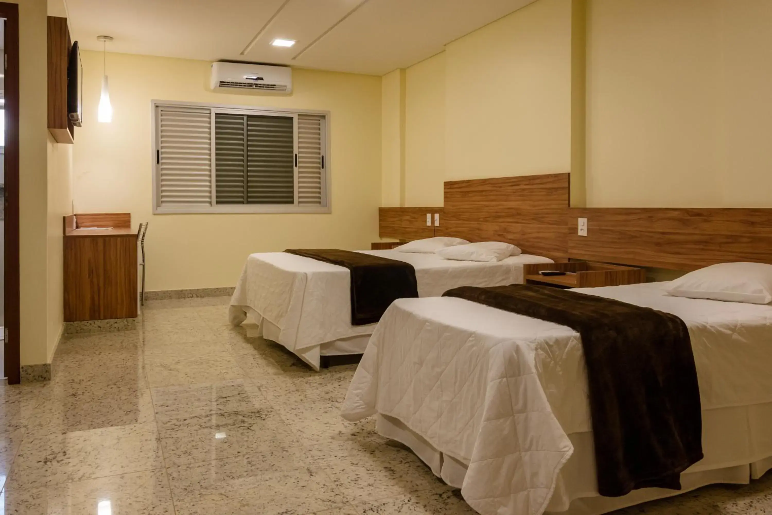 Deluxe Triple Room in Lindóya Hotel Deluxe Triple Room in Lindóya Hotel