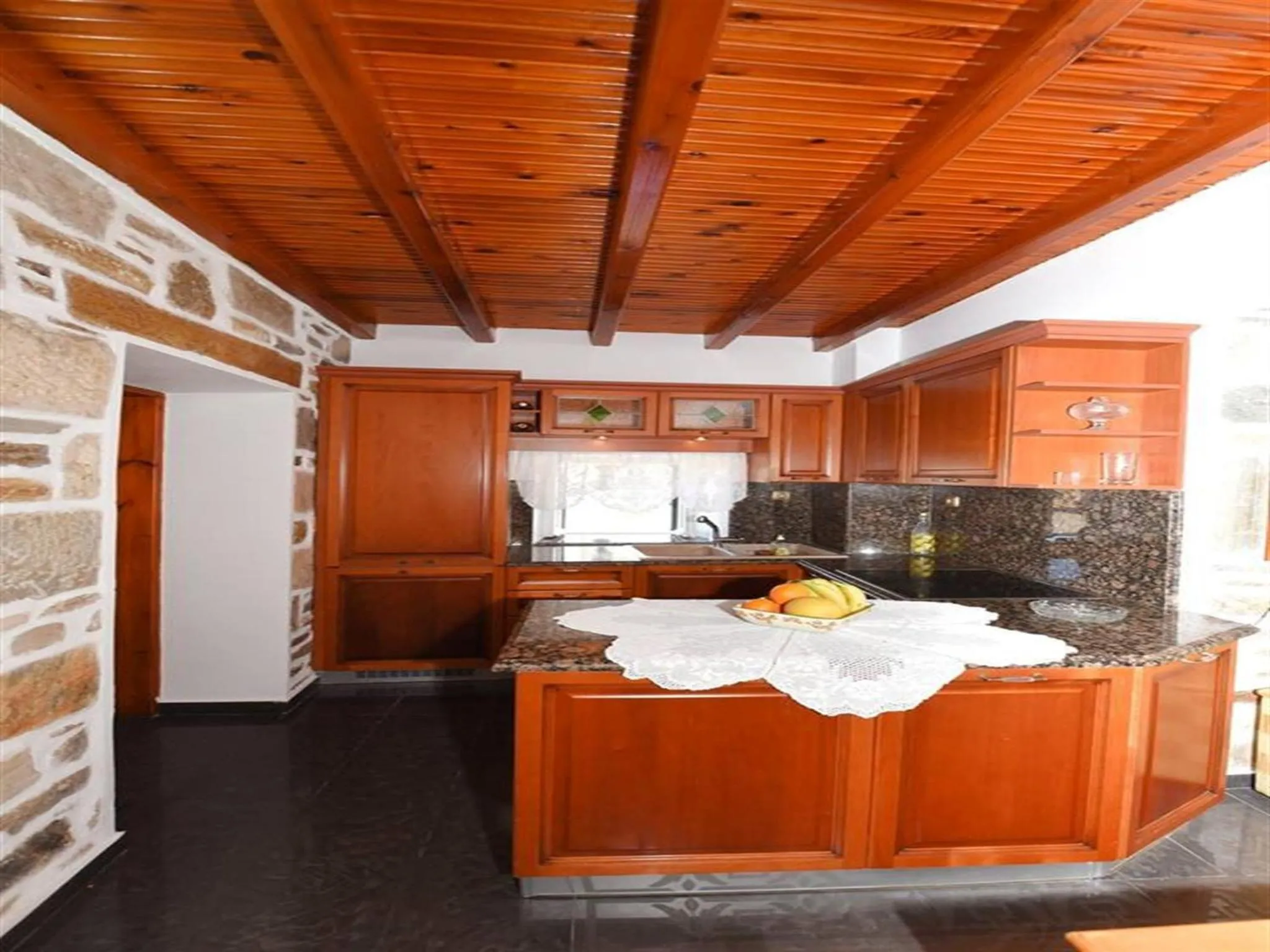 kitchen in Akadia Syros