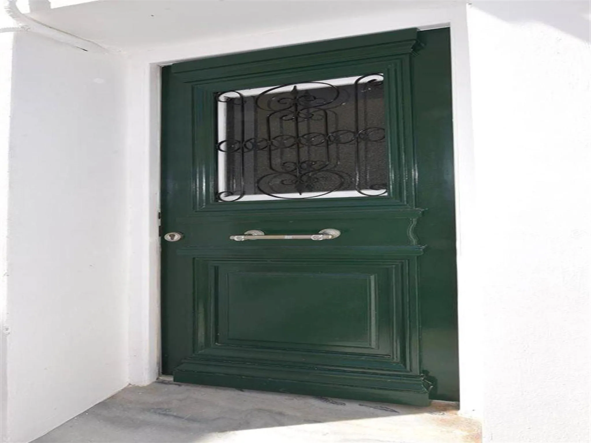Facade/entrance in Akadia Syros