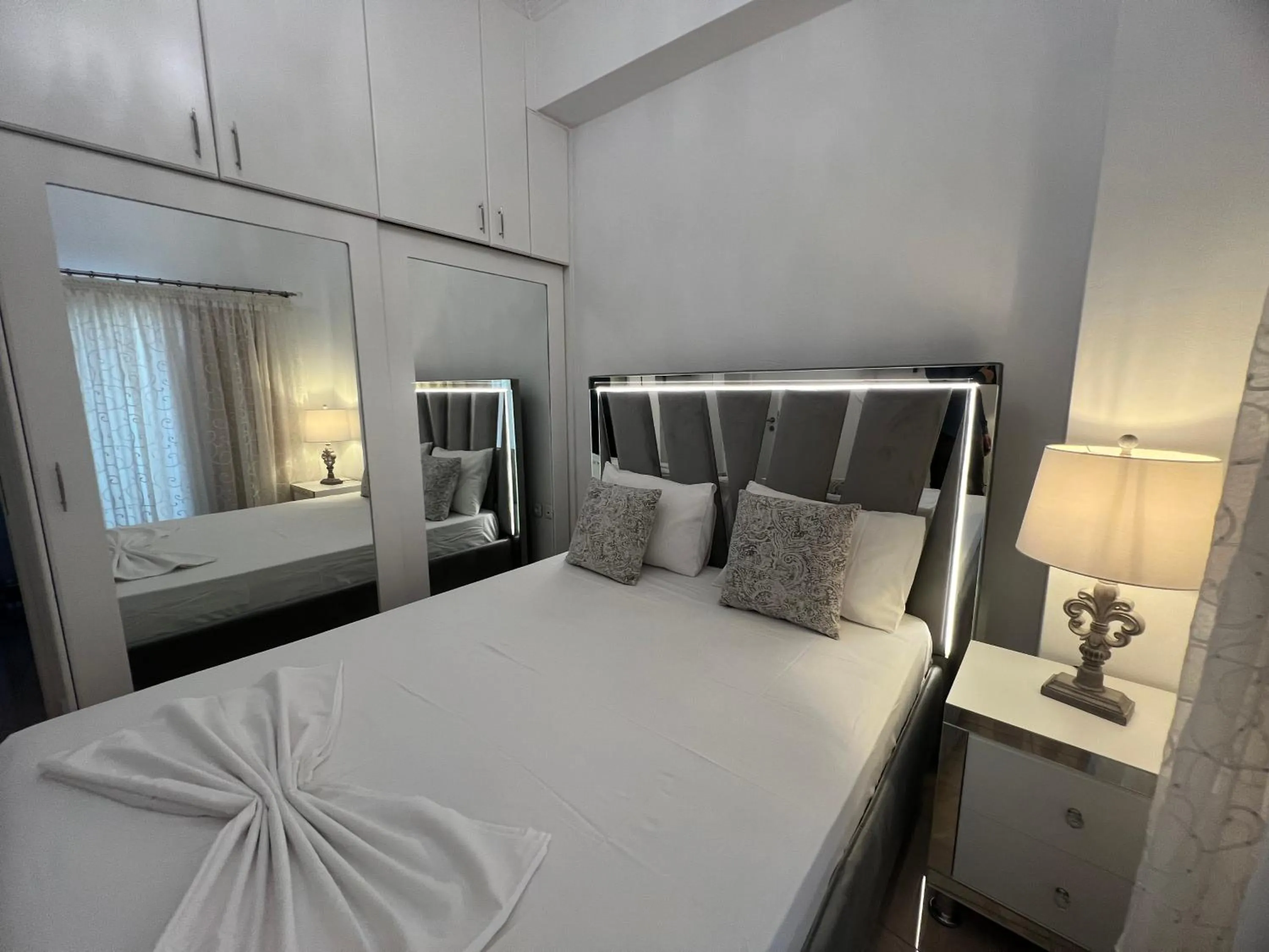 Bedroom, Bed in Akadia Syros