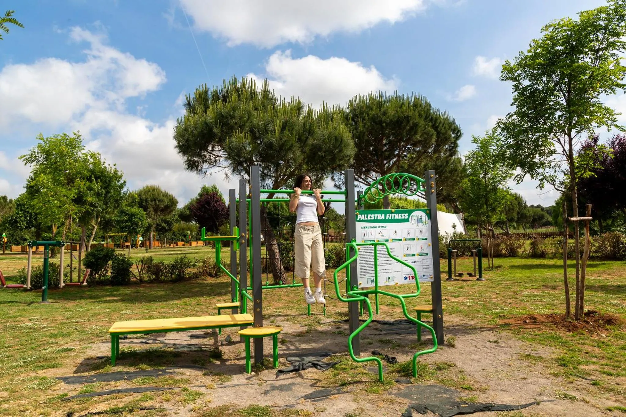 hu Park Albatros village