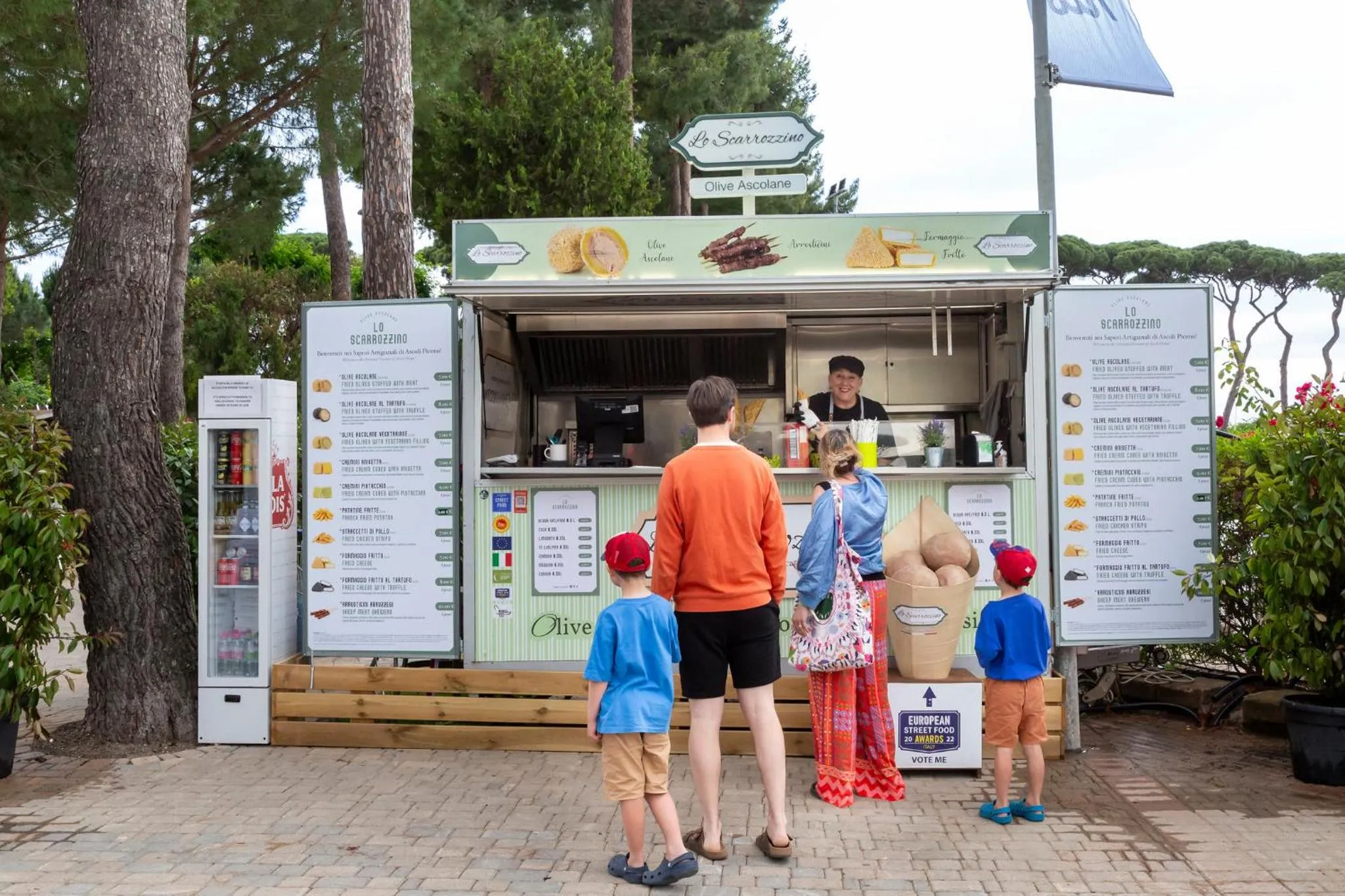 hu Park Albatros village