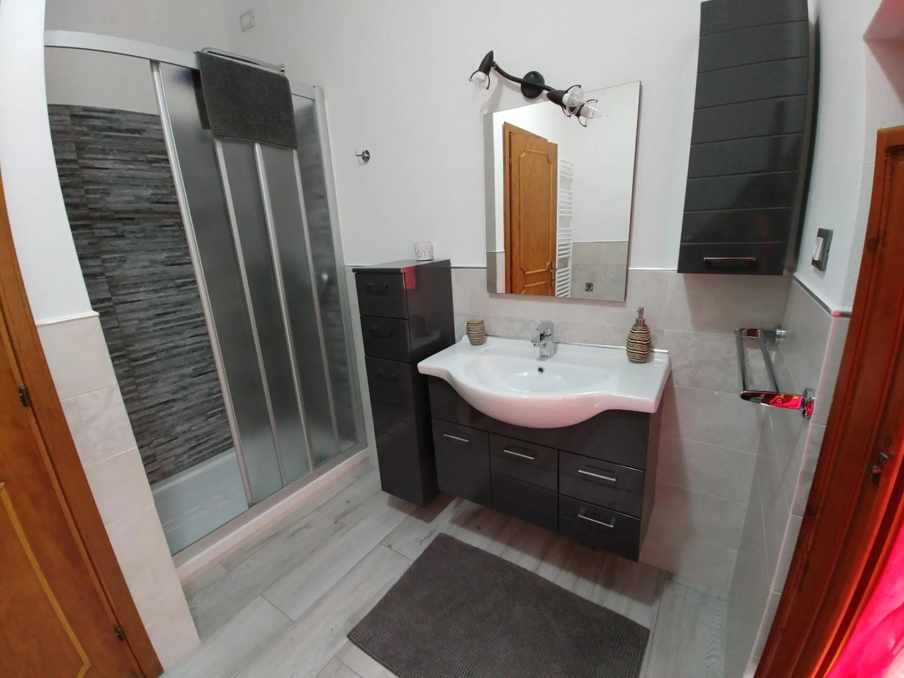 Deluxe Double Room with Shower - single occupancy in Alle vecchie mura Deluxe Double Room with Shower - single occupancy in Alle vecchie mura