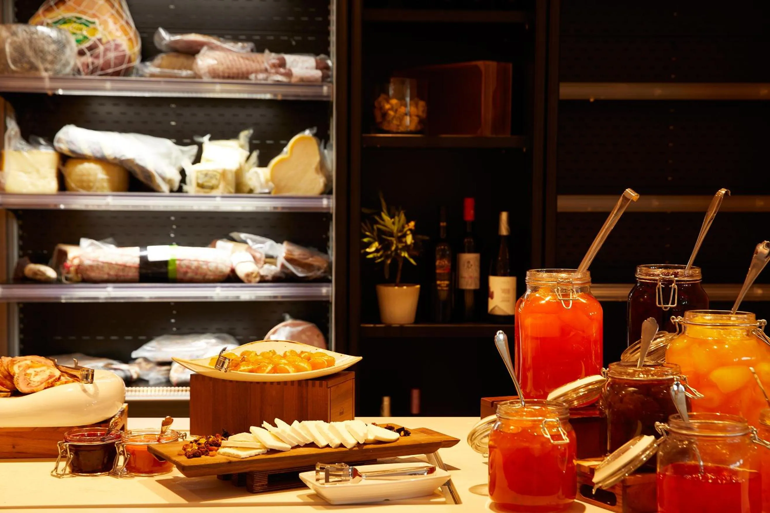 Dinner in Nido, Mar-Bella Collection an SLH hotel