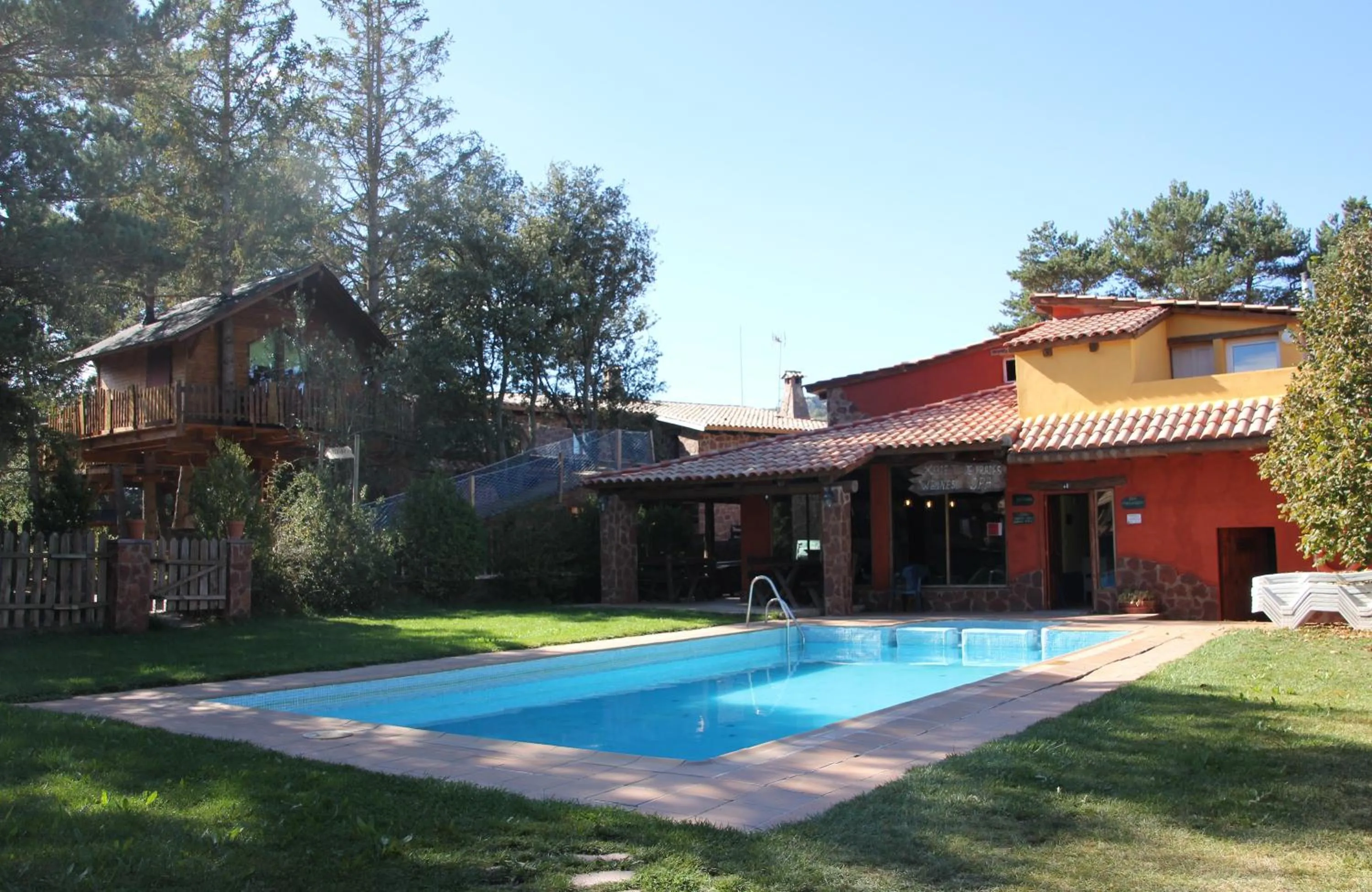 Property building in Xalet De Prades