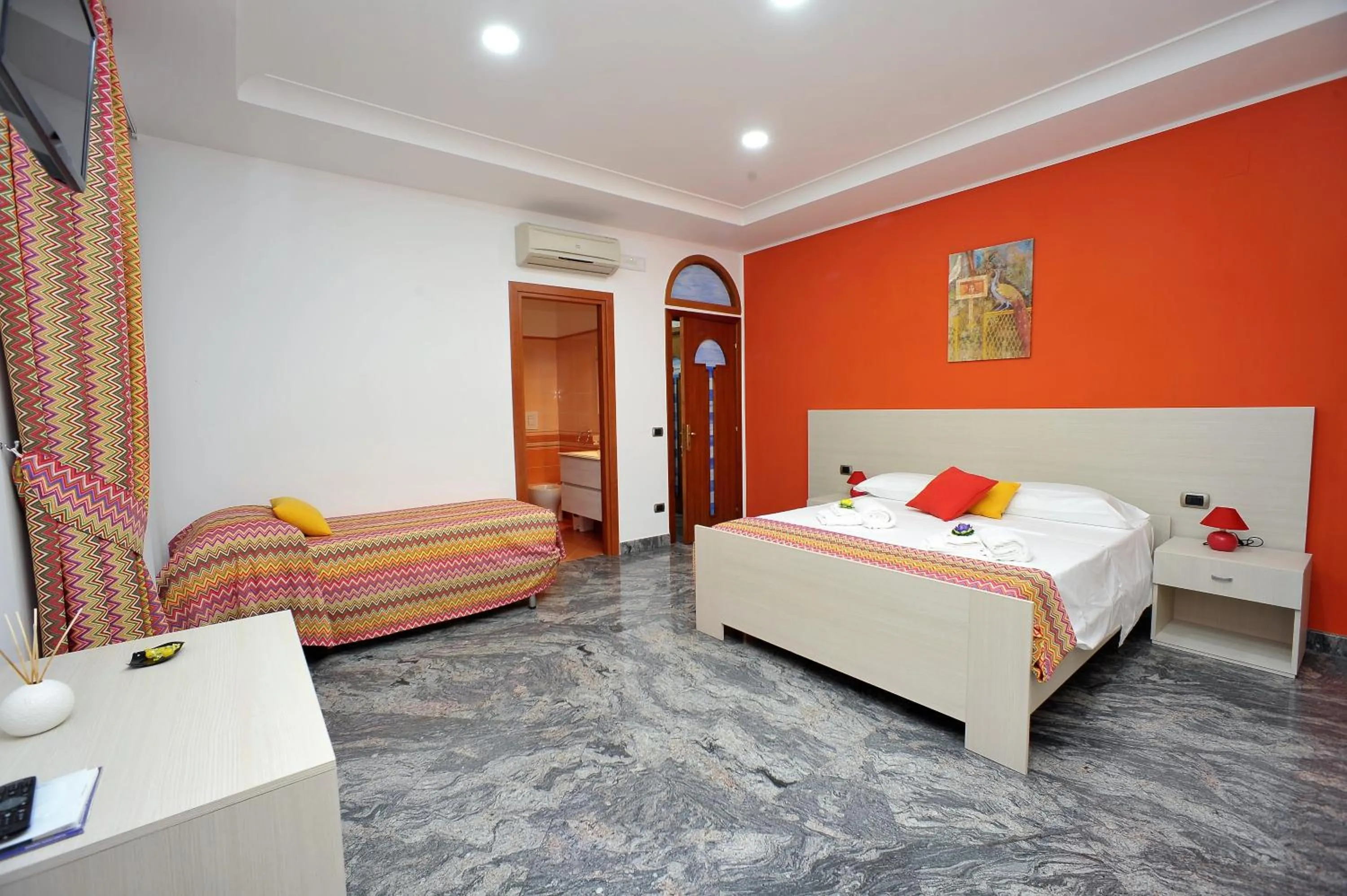 Photo of the whole room, Bed in B&B Cornelia