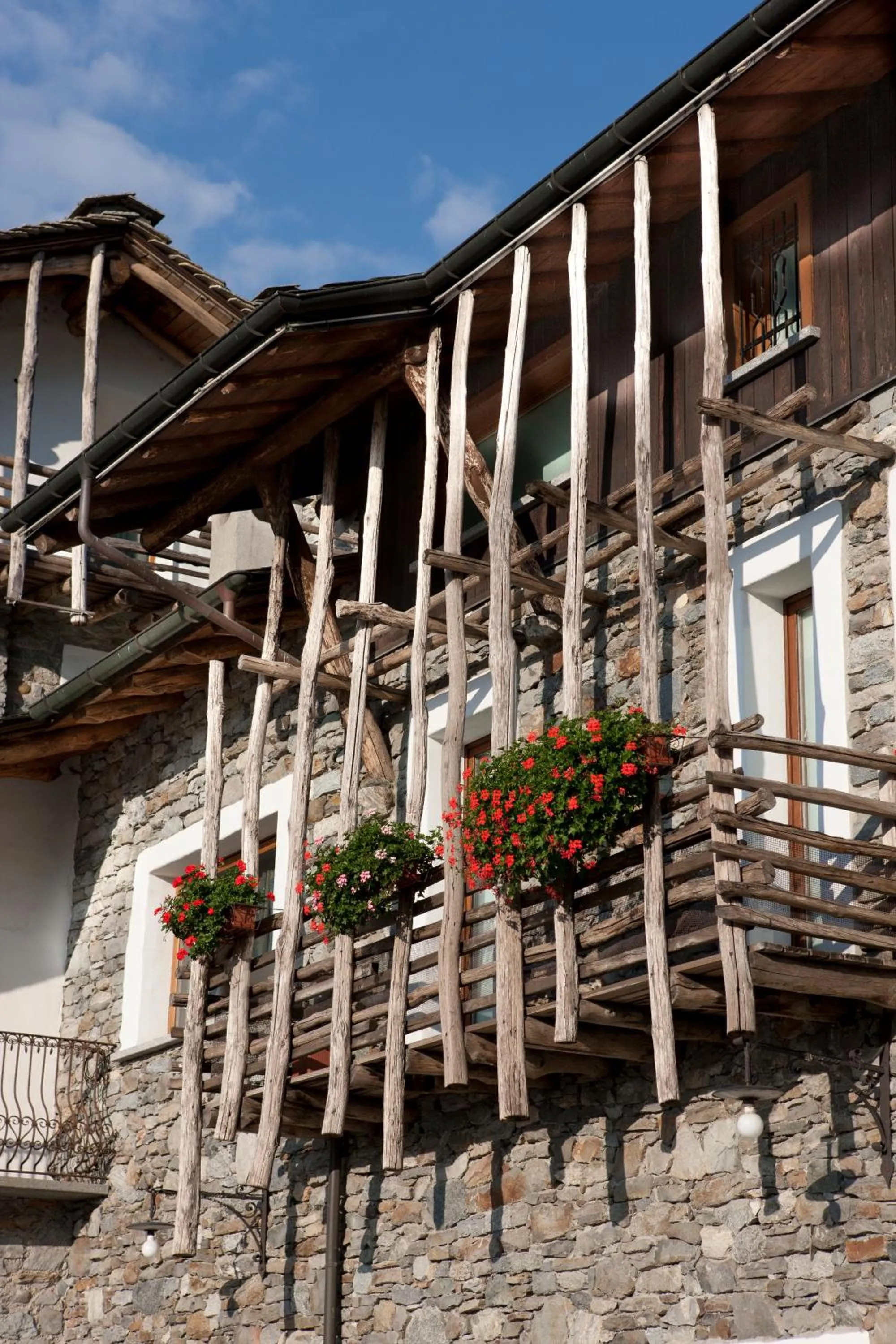 Facade/entrance in La Brace