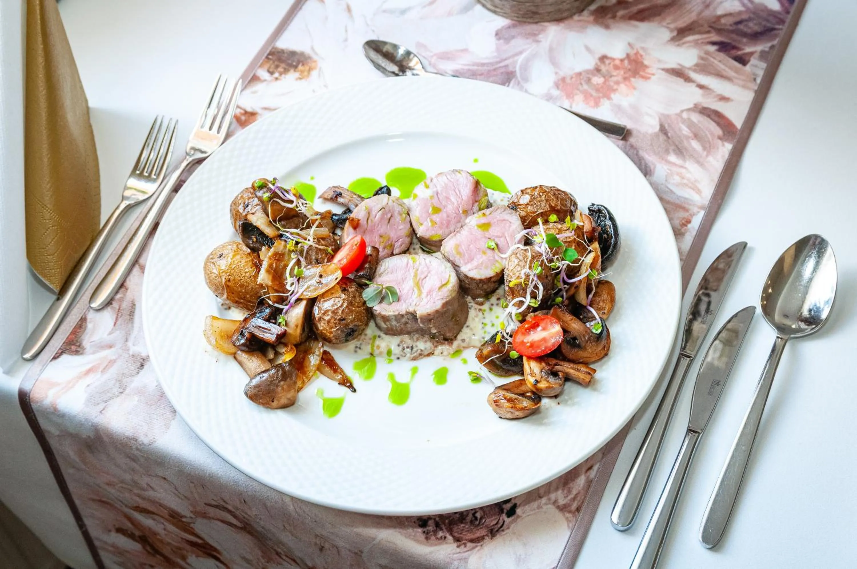 Food in Vistula Hotel